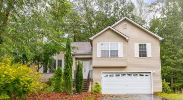 53 BLOOMINGTON LN, STAFFORD, Virginia 22554, 4 Bedrooms Bedrooms, ,2 BathroomsBathrooms,Residential,For sale,53 BLOOMINGTON LN,VAST2042762 MLS # VAST2042762