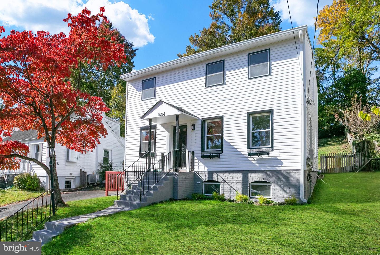 1404 N POWHATAN ST, ARLINGTON, Virginia 22205, 3 Bedrooms Bedrooms, ,4 BathroomsBathrooms,Residential,For sale,1404 N POWHATAN ST,VAAR2063966 MLS # VAAR2063966