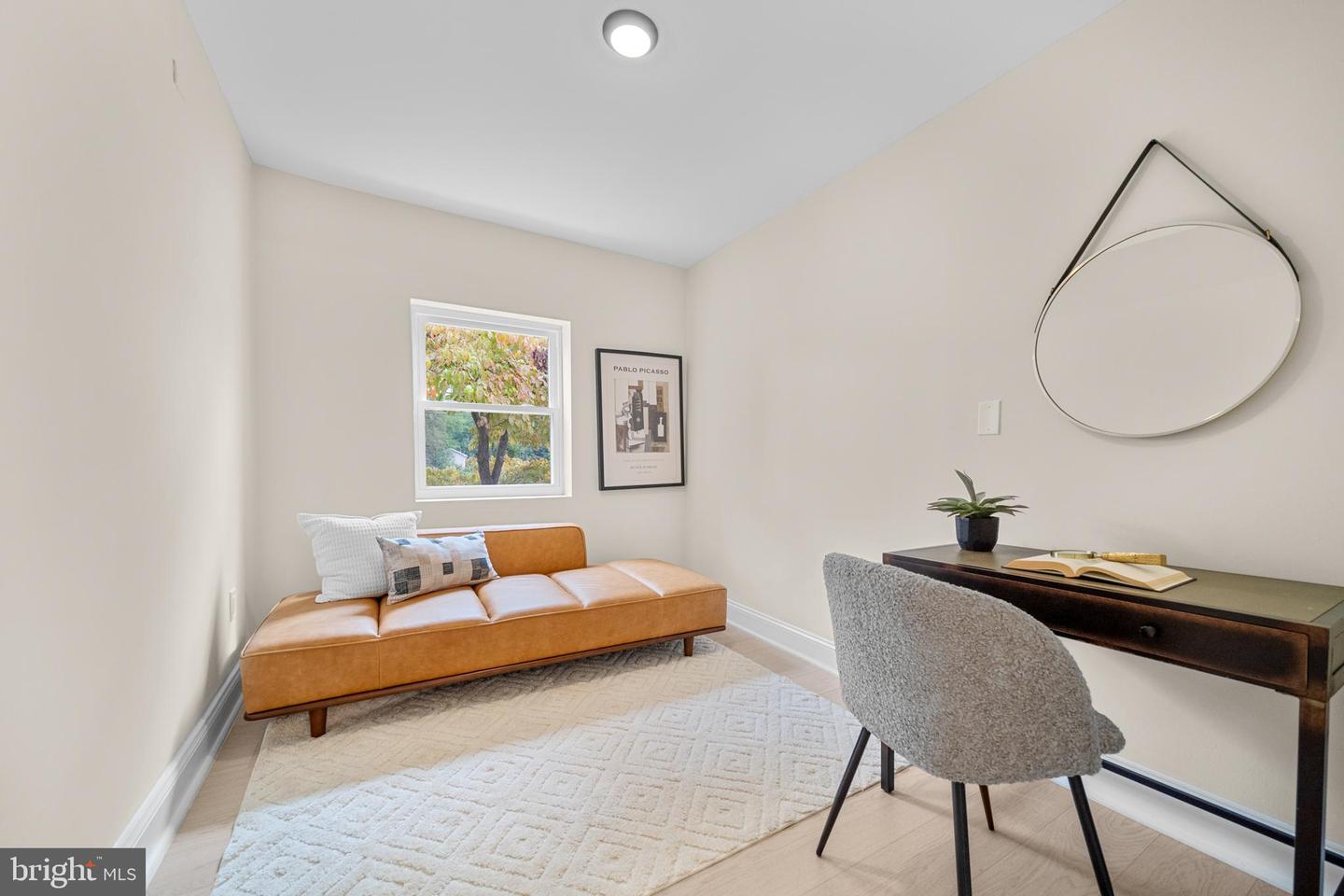 1404 N POWHATAN ST, ARLINGTON, Virginia 22205, 3 Bedrooms Bedrooms, ,4 BathroomsBathrooms,Residential,For sale,1404 N POWHATAN ST,VAAR2063966 MLS # VAAR2063966