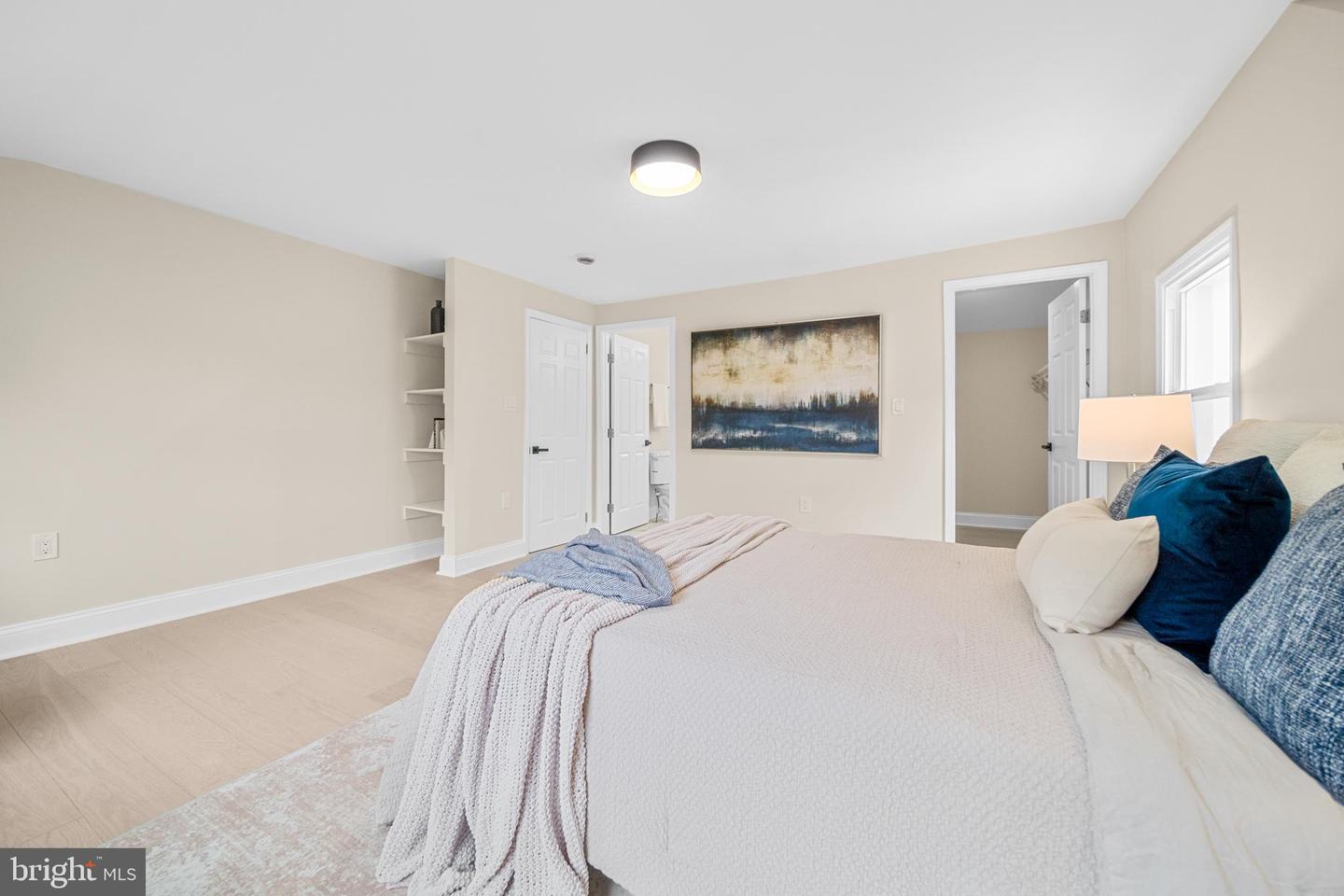 1404 N POWHATAN ST, ARLINGTON, Virginia 22205, 3 Bedrooms Bedrooms, ,4 BathroomsBathrooms,Residential,For sale,1404 N POWHATAN ST,VAAR2063966 MLS # VAAR2063966