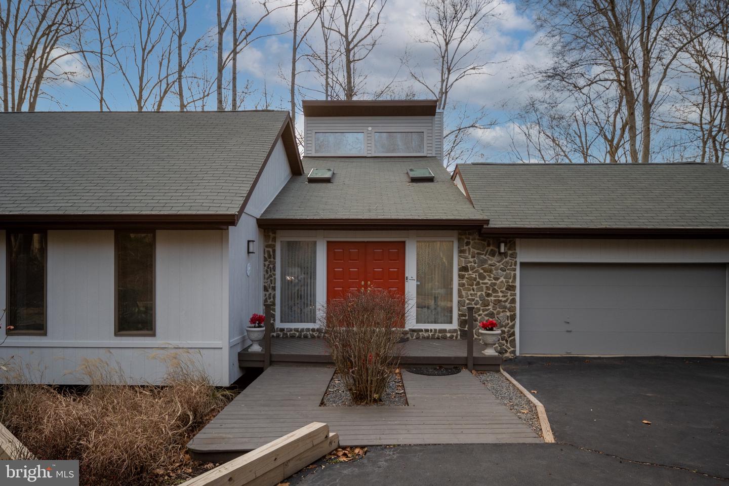 6207 POSSUM TROT CT, MANASSAS, Virginia 20112, 5 Bedrooms Bedrooms, ,3 BathroomsBathrooms,Residential,For sale,6207 POSSUM TROT CT,VAPW2104656 MLS # VAPW2104656 6207 POSSUM TROT CT, MANASSAS, Virginia 20112, 5 Bedrooms Bedrooms, ,3 BathroomsBathrooms,Residential,For sale,6207 POSSUM TROT CT,VAPW2104656 MLS # VAPW2104656