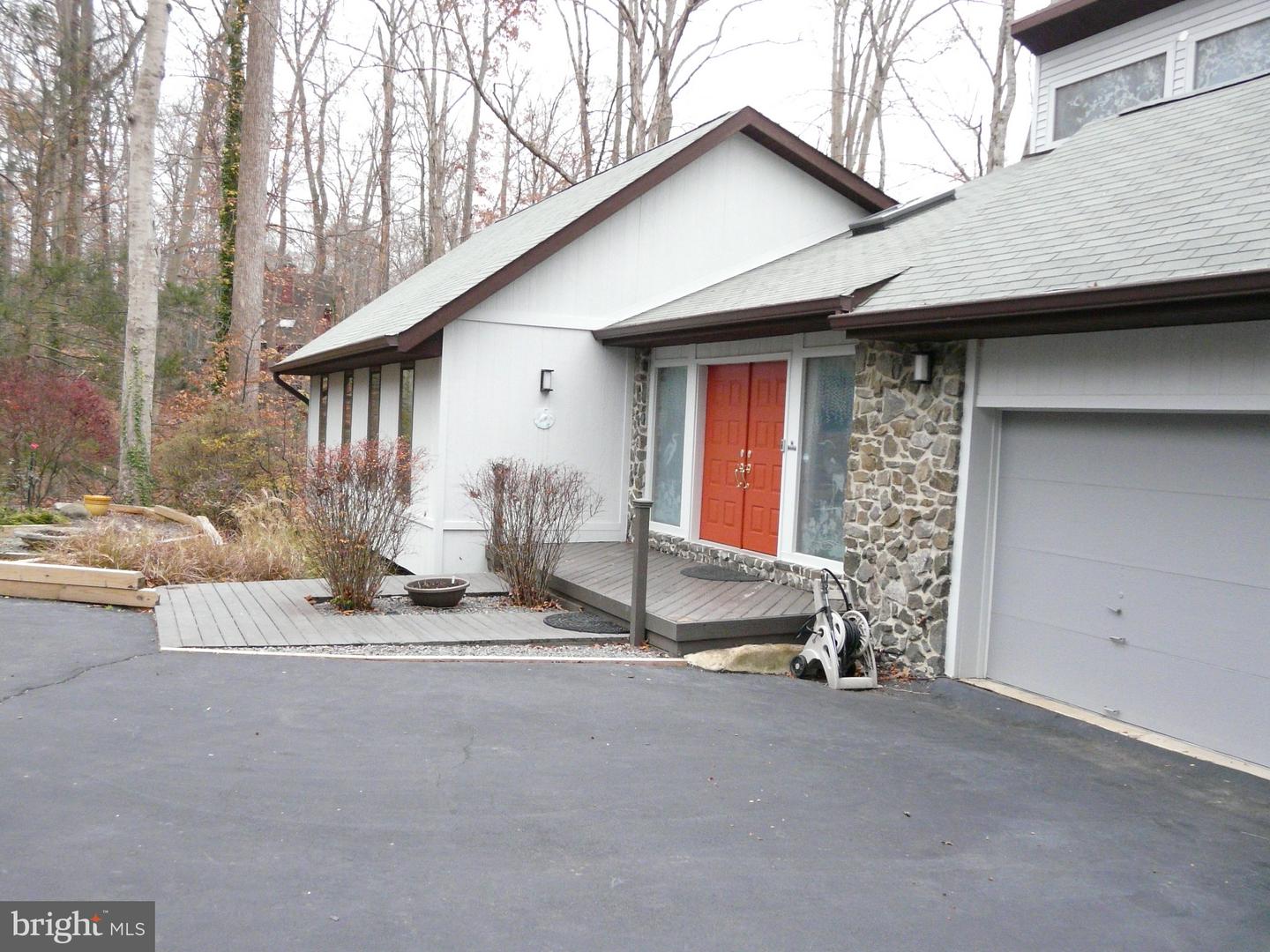 6207 POSSUM TROT CT, MANASSAS, Virginia 20112, 5 Bedrooms Bedrooms, ,3 BathroomsBathrooms,Residential,For sale,6207 POSSUM TROT CT,VAPW2104656 MLS # VAPW2104656