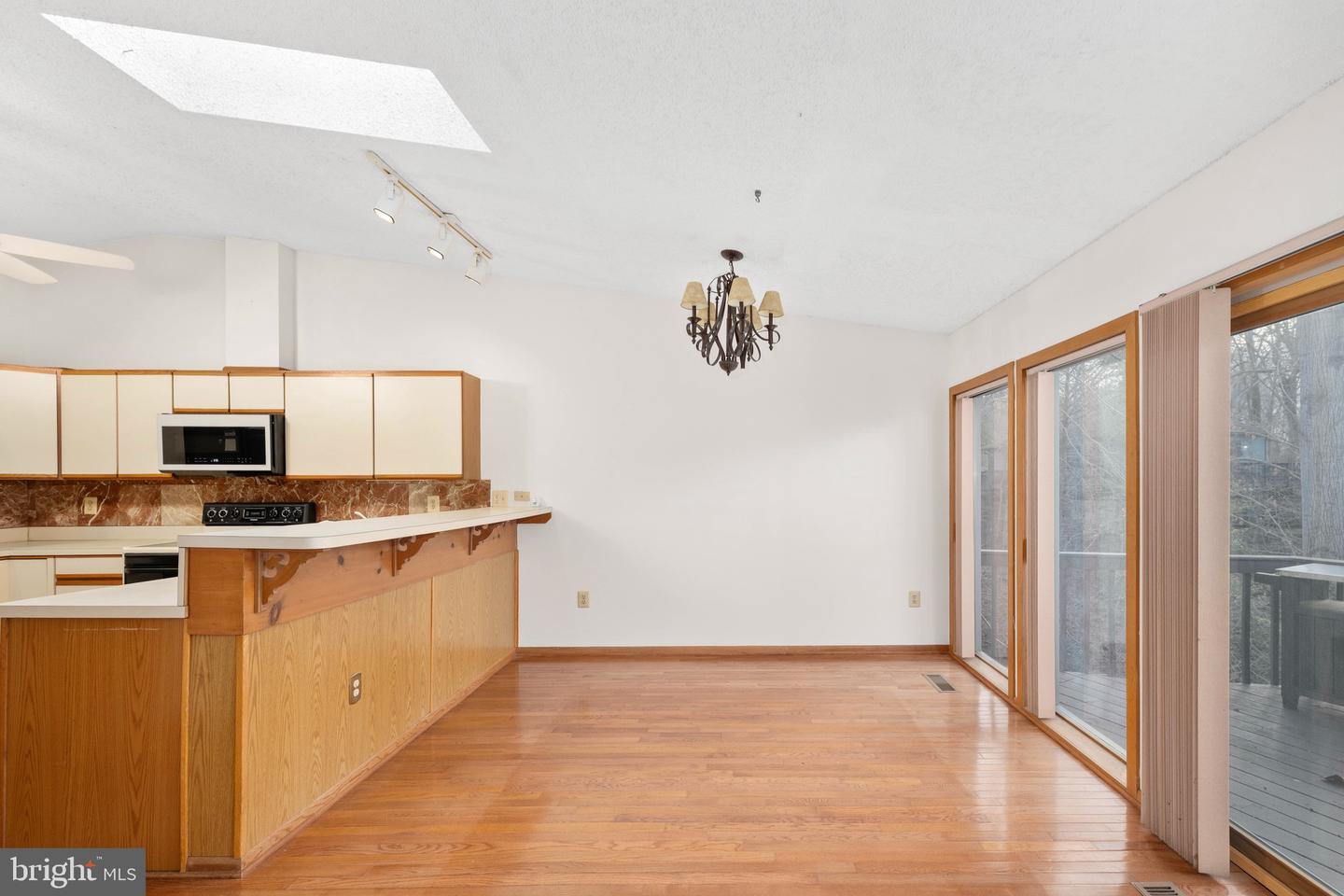 6207 POSSUM TROT CT, MANASSAS, Virginia 20112, 5 Bedrooms Bedrooms, ,3 BathroomsBathrooms,Residential,For sale,6207 POSSUM TROT CT,VAPW2104656 MLS # VAPW2104656 6207 POSSUM TROT CT, MANASSAS, Virginia 20112, 5 Bedrooms Bedrooms, ,3 BathroomsBathrooms,Residential,For sale,6207 POSSUM TROT CT,VAPW2104656 MLS # VAPW2104656