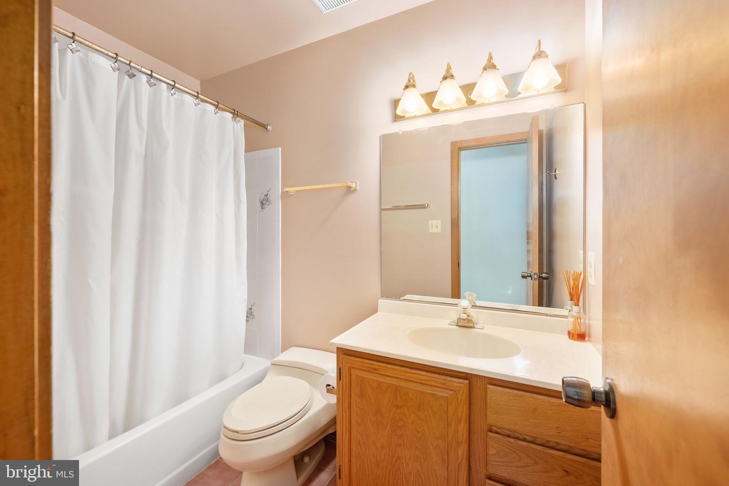 6207 POSSUM TROT CT, MANASSAS, Virginia 20112, 5 Bedrooms Bedrooms, ,3 BathroomsBathrooms,Residential,For sale,6207 POSSUM TROT CT,VAPW2104656 MLS # VAPW2104656 6207 POSSUM TROT CT, MANASSAS, Virginia 20112, 5 Bedrooms Bedrooms, ,3 BathroomsBathrooms,Residential,For sale,6207 POSSUM TROT CT,VAPW2104656 MLS # VAPW2104656