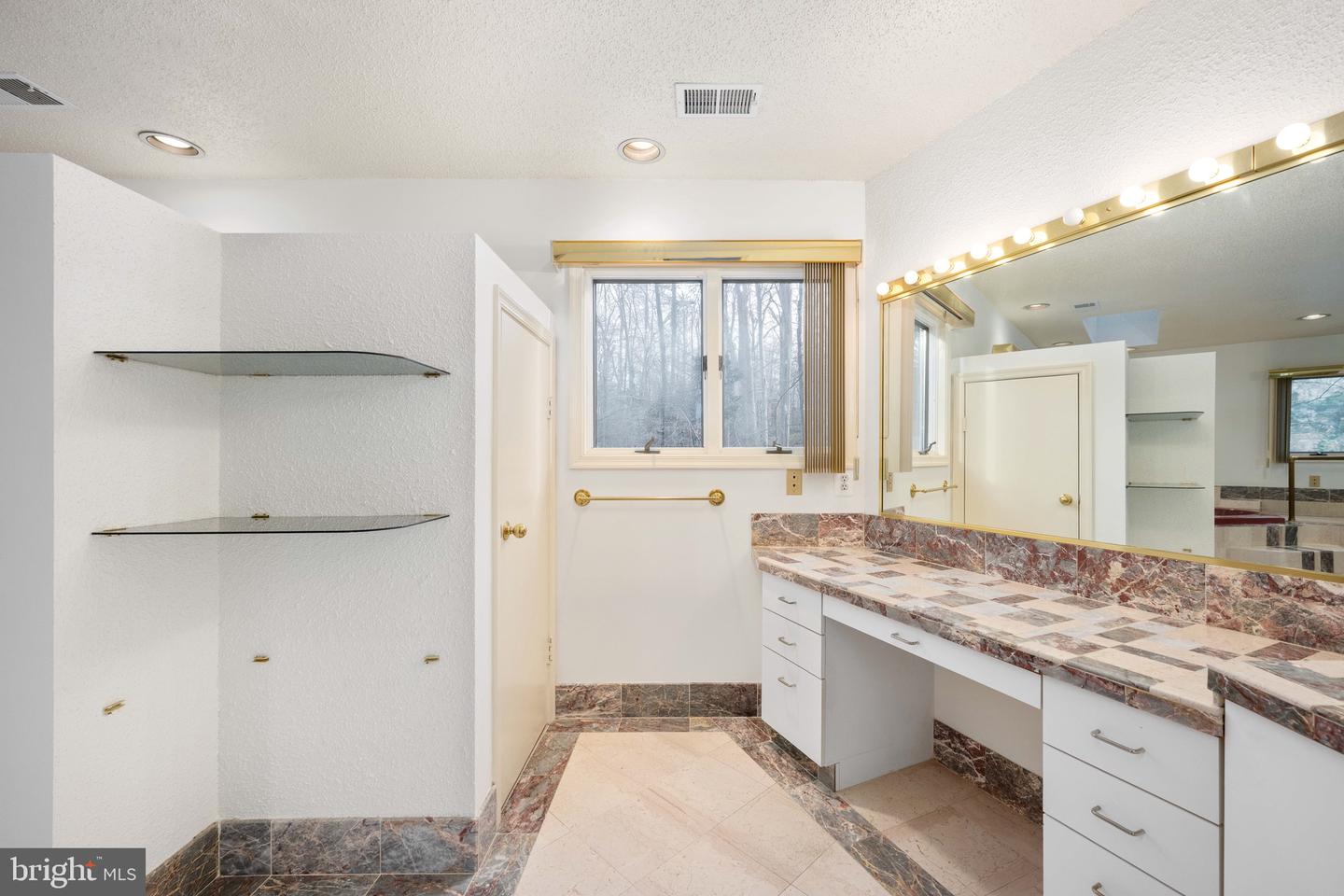 6207 POSSUM TROT CT, MANASSAS, Virginia 20112, 5 Bedrooms Bedrooms, ,3 BathroomsBathrooms,Residential,For sale,6207 POSSUM TROT CT,VAPW2104656 MLS # VAPW2104656 6207 POSSUM TROT CT, MANASSAS, Virginia 20112, 5 Bedrooms Bedrooms, ,3 BathroomsBathrooms,Residential,For sale,6207 POSSUM TROT CT,VAPW2104656 MLS # VAPW2104656