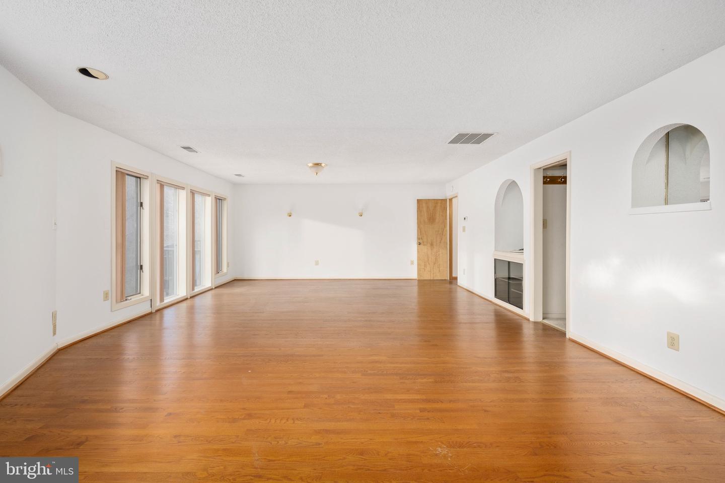 6207 POSSUM TROT CT, MANASSAS, Virginia 20112, 5 Bedrooms Bedrooms, ,3 BathroomsBathrooms,Residential,For sale,6207 POSSUM TROT CT,VAPW2104656 MLS # VAPW2104656 6207 POSSUM TROT CT, MANASSAS, Virginia 20112, 5 Bedrooms Bedrooms, ,3 BathroomsBathrooms,Residential,For sale,6207 POSSUM TROT CT,VAPW2104656 MLS # VAPW2104656