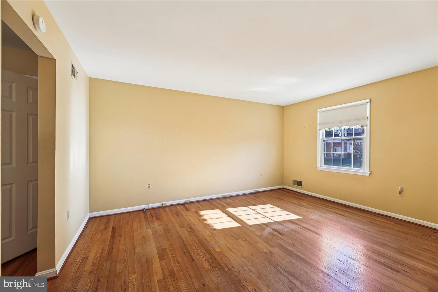 8510 BROWNING CT, ANNANDALE, Virginia 22003, 4 Bedrooms Bedrooms, ,2 BathroomsBathrooms,Residential,For sale,8510 BROWNING CT,VAFX2270222 MLS # VAFX2270222