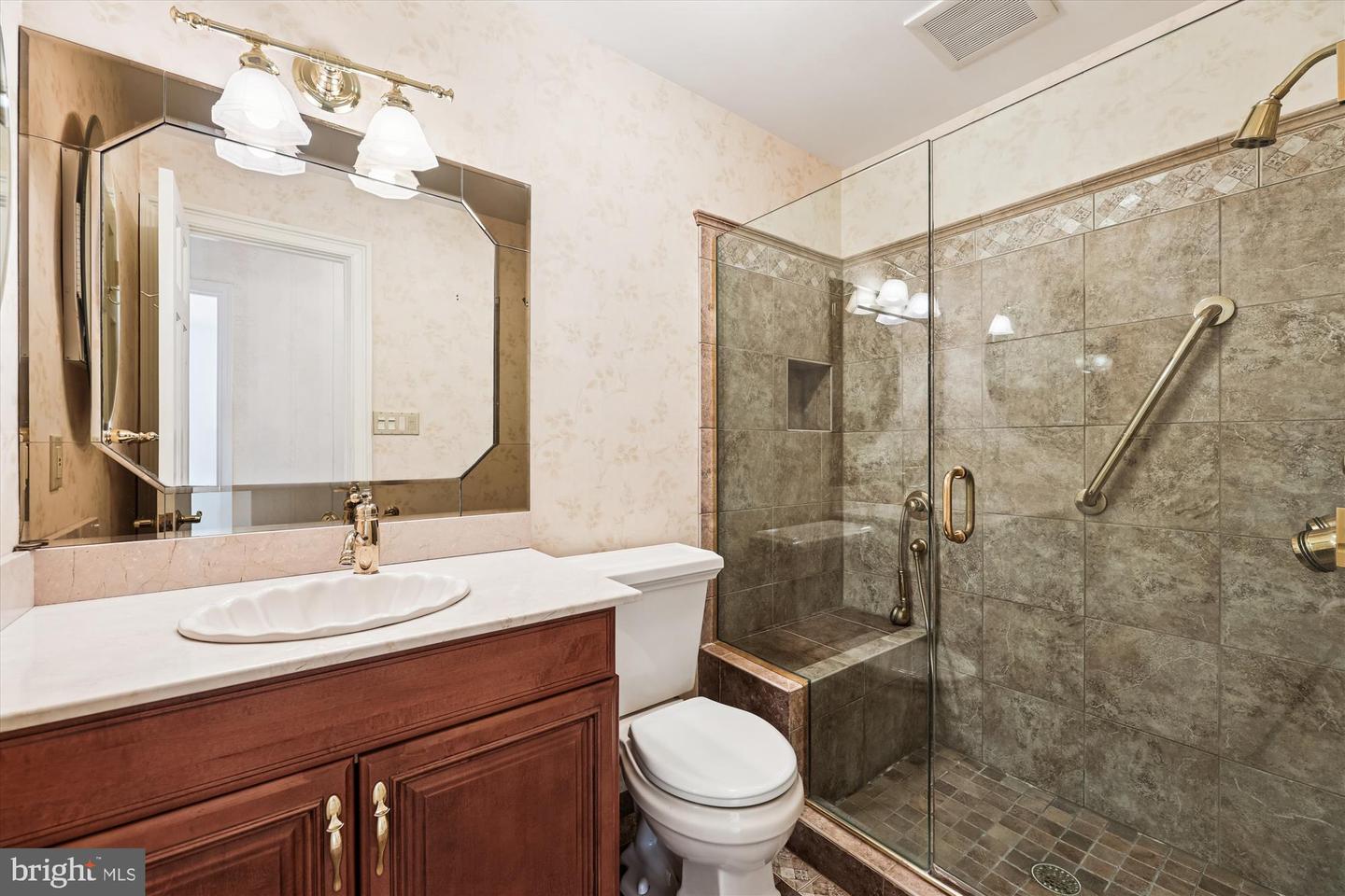 8510 BROWNING CT, ANNANDALE, Virginia 22003, 4 Bedrooms Bedrooms, ,2 BathroomsBathrooms,Residential,For sale,8510 BROWNING CT,VAFX2270222 MLS # VAFX2270222