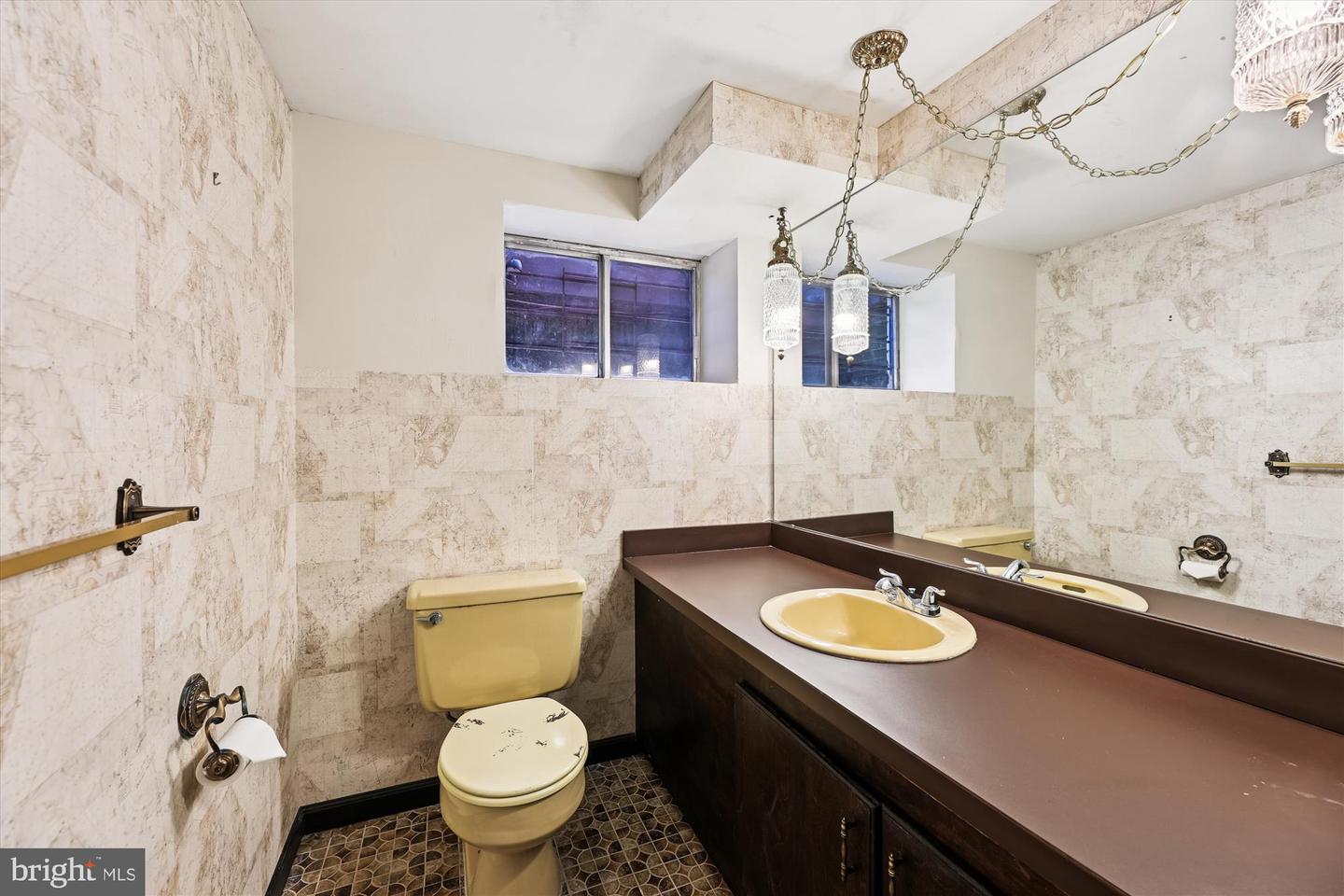 8510 BROWNING CT, ANNANDALE, Virginia 22003, 4 Bedrooms Bedrooms, ,2 BathroomsBathrooms,Residential,For sale,8510 BROWNING CT,VAFX2270222 MLS # VAFX2270222