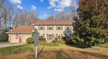 8510 BROWNING CT, ANNANDALE, Virginia 22003, 4 Bedrooms Bedrooms, ,2 BathroomsBathrooms,Residential,For sale,8510 BROWNING CT,VAFX2270222 MLS # VAFX2270222