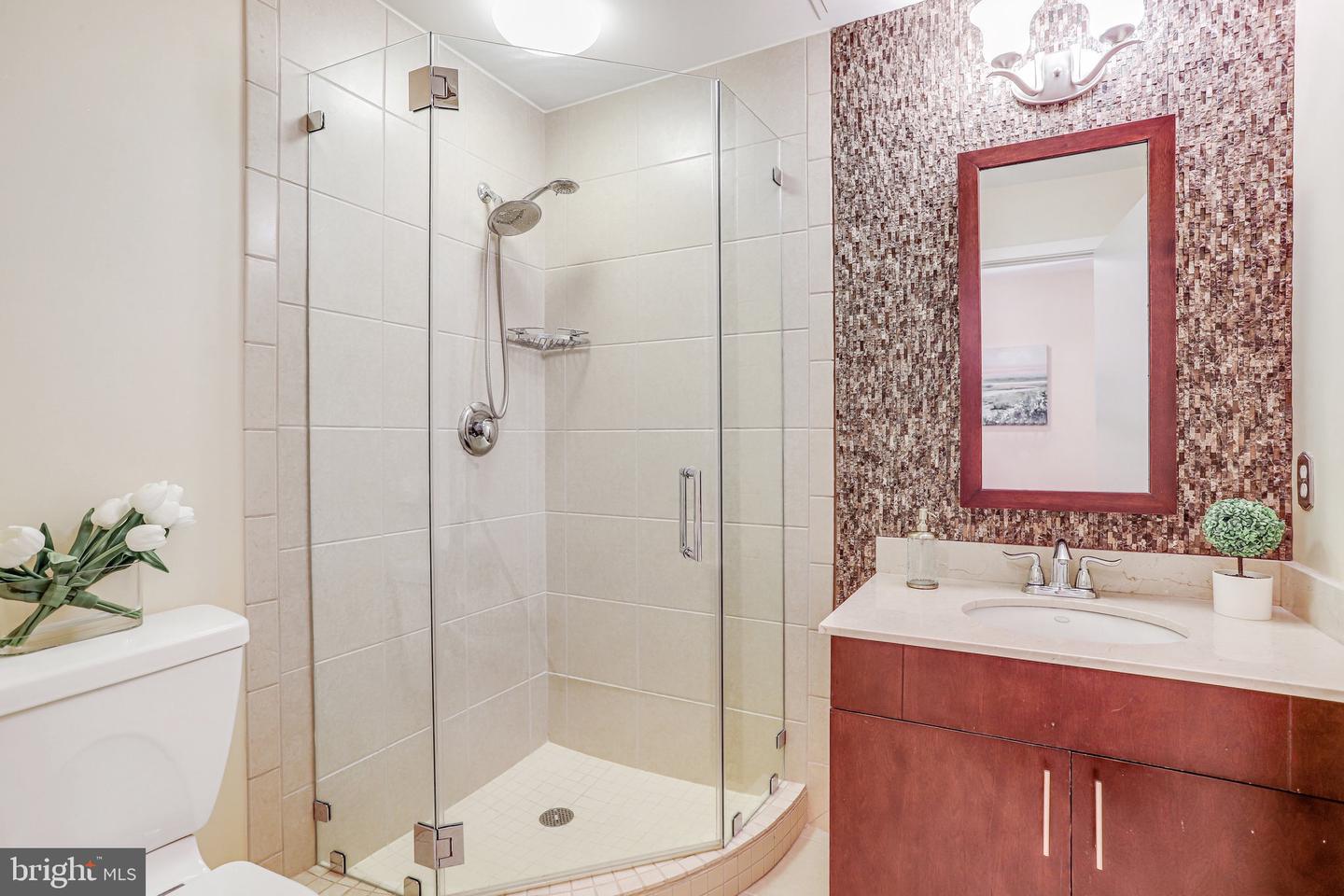 910 M ST NW #516, WASHINGTON, District Of Columbia 20001, 1 Bedroom Bedrooms, ,2 BathroomsBathrooms,Residential,For sale,910 M ST NW #516,DCDC2225734 MLS # DCDC2225734