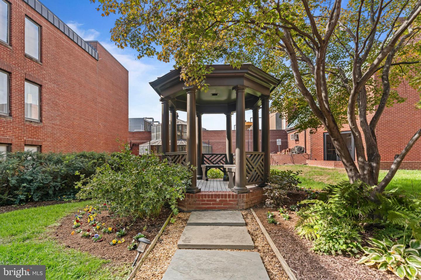 3225 GRACE ST NW #219, WASHINGTON, District Of Columbia 20007, 2 Bedrooms Bedrooms, ,1 BathroomBathrooms,Residential,For sale,3225 GRACE ST NW #219,DCDC2226014 MLS # DCDC2226014