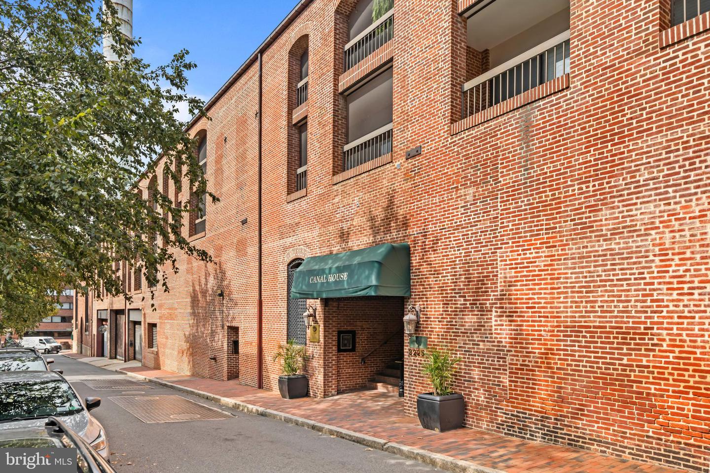 3225 GRACE ST NW #219, WASHINGTON, District Of Columbia 20007, 2 Bedrooms Bedrooms, ,1 BathroomBathrooms,Residential,For sale,3225 GRACE ST NW #219,DCDC2226014 MLS # DCDC2226014