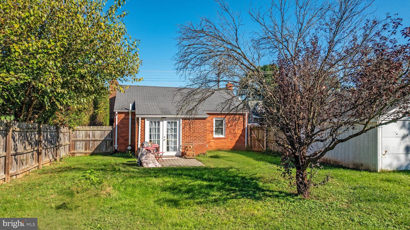 514 MANASSAS AVE, FRONT ROYAL, Virginia 22630, 2 Bedrooms Bedrooms, ,1 BathroomBathrooms,Residential,For sale,514 MANASSAS AVE,VAWR2012542 MLS # VAWR2012542