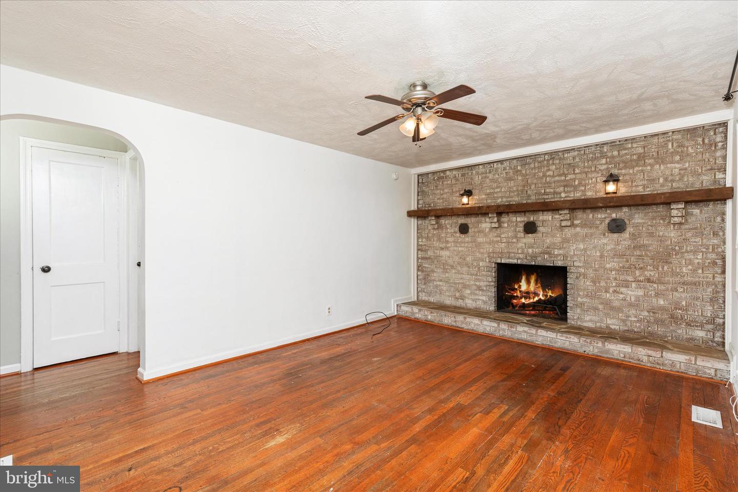 514 MANASSAS AVE, FRONT ROYAL, Virginia 22630, 2 Bedrooms Bedrooms, ,1 BathroomBathrooms,Residential,For sale,514 MANASSAS AVE,VAWR2012542 MLS # VAWR2012542