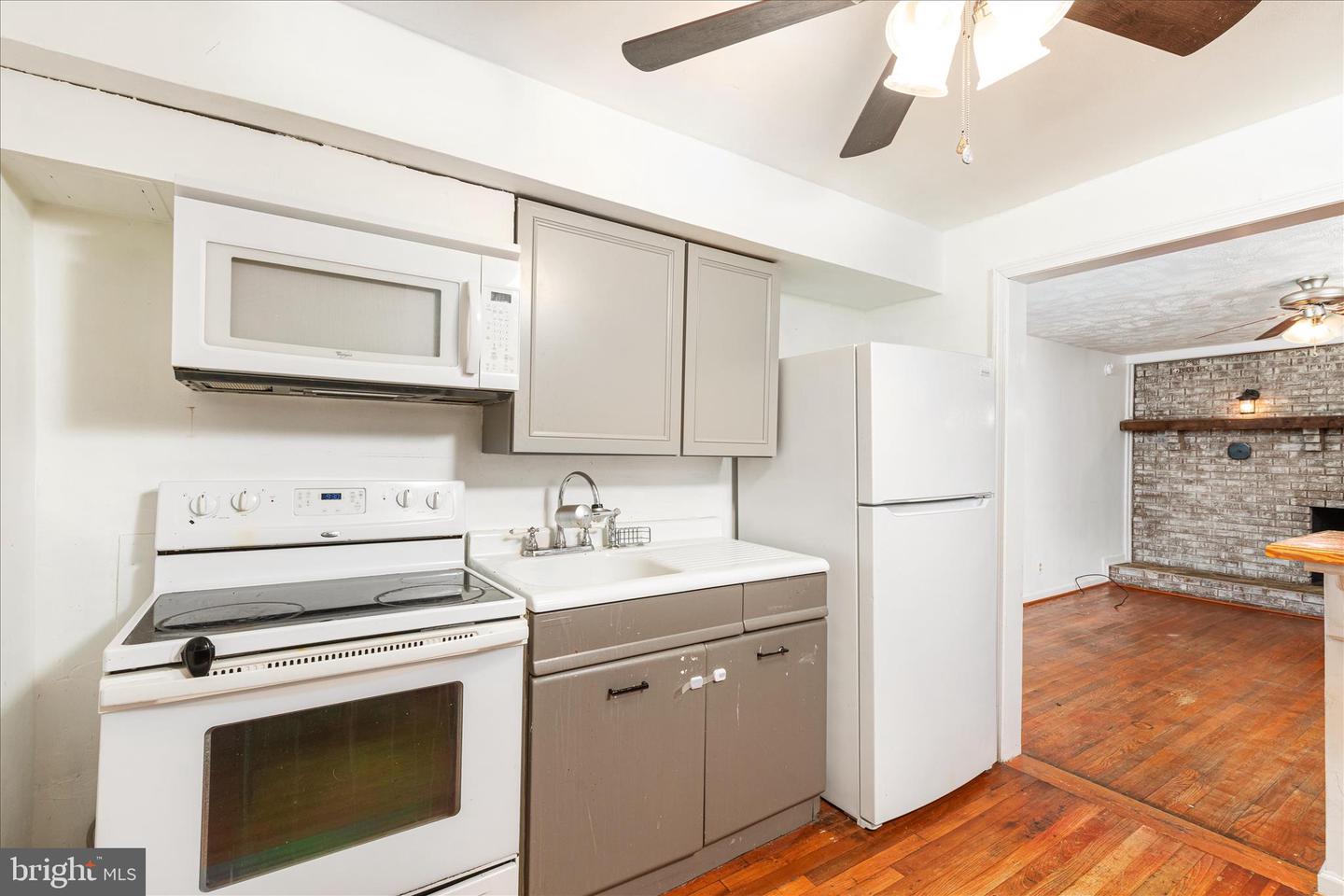 514 MANASSAS AVE, FRONT ROYAL, Virginia 22630, 2 Bedrooms Bedrooms, ,1 BathroomBathrooms,Residential,For sale,514 MANASSAS AVE,VAWR2012542 MLS # VAWR2012542