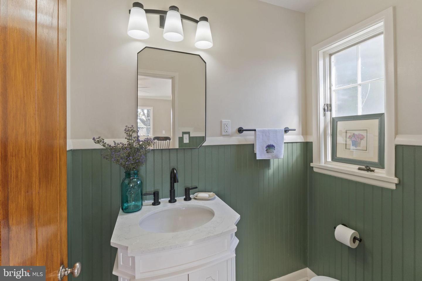 9441 CONSTITUTION HWY, SOMERSET, Virginia 22972, 2 Bedrooms Bedrooms, 7 Rooms Rooms,1 BathroomBathrooms,Residential,For sale,9441 CONSTITUTION HWY,VAOR2012532 MLS # VAOR2012532