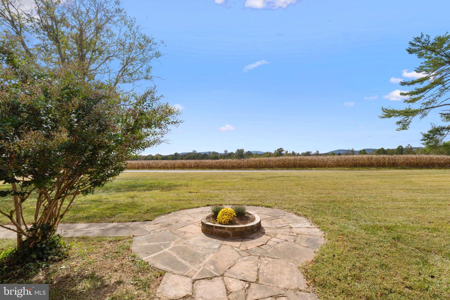 9441 CONSTITUTION HWY, SOMERSET, Virginia 22972, 2 Bedrooms Bedrooms, 7 Rooms Rooms,1 BathroomBathrooms,Residential,For sale,9441 CONSTITUTION HWY,VAOR2012532 MLS # VAOR2012532