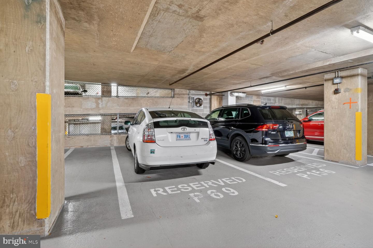 555 MASSACHUSETTS AVE NW #406, WASHINGTON, District Of Columbia 20001, 1 Bedroom Bedrooms, ,1 BathroomBathrooms,Residential,For sale,555 MASSACHUSETTS AVE NW #406,DCDC2226998 MLS # DCDC2226998