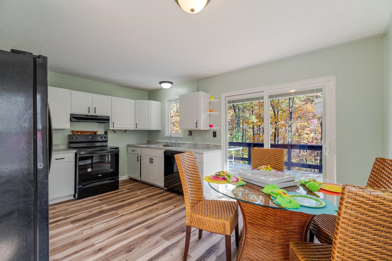 115 RISK RD, NEW MARKET, Virginia 22844, 2 Bedrooms Bedrooms, ,1 BathroomBathrooms,Residential,115 RISK RD,670579 MLS # 670579 115 RISK RD, NEW MARKET, Virginia 22844, 2 Bedrooms Bedrooms, ,1 BathroomBathrooms,Residential,115 RISK RD,670579 MLS # 670579