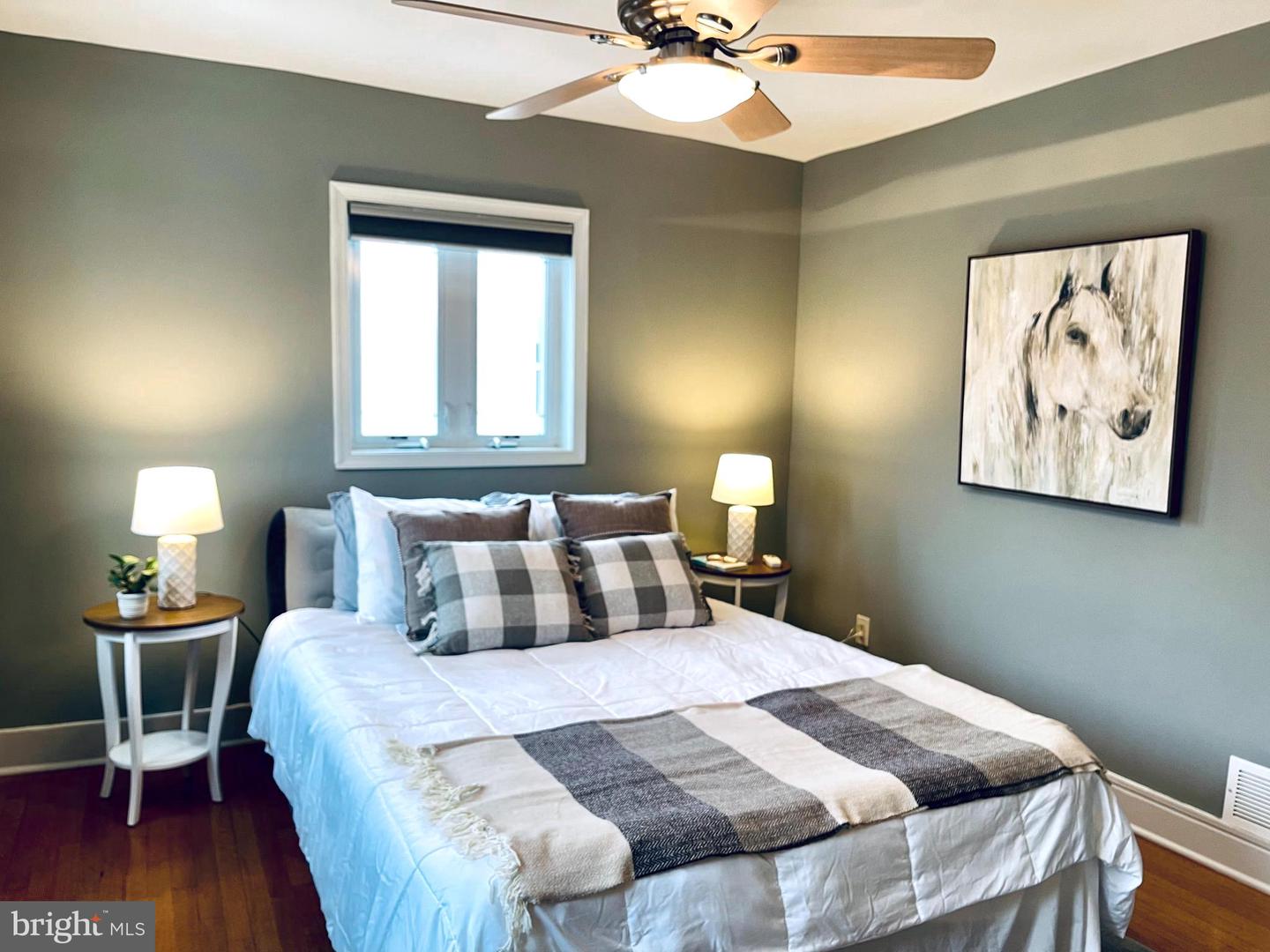 5-A CUSTIS AVE E, ALEXANDRIA, Virginia 22301, 3 Bedrooms Bedrooms, ,2 BathroomsBathrooms,Residential,For sale,5-A CUSTIS AVE E,VAAX2051080 MLS # VAAX2051080