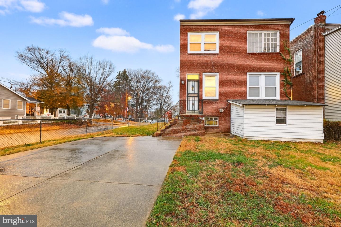 740 RITTENHOUSE ST NW, WASHINGTON, District Of Columbia 20011, 6 Bedrooms Bedrooms, ,3 BathroomsBathrooms,Residential,For sale,740 RITTENHOUSE ST NW,DCDC2229030 MLS # DCDC2229030