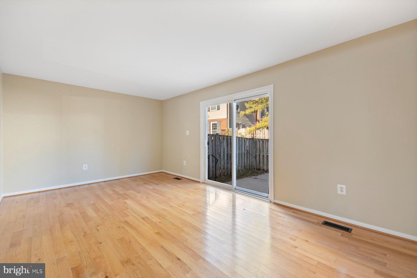 9954 WOOD WREN CT, FAIRFAX, Virginia 22032, 3 Bedrooms Bedrooms, ,2 BathroomsBathrooms,Residential,For sale,9954 WOOD WREN CT,VAFX2276252 MLS # VAFX2276252