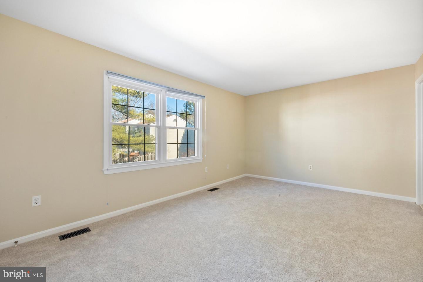 9954 WOOD WREN CT, FAIRFAX, Virginia 22032, 3 Bedrooms Bedrooms, ,2 BathroomsBathrooms,Residential,For sale,9954 WOOD WREN CT,VAFX2276252 MLS # VAFX2276252