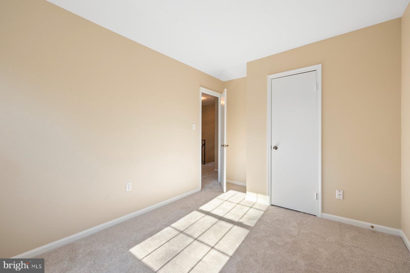 9954 WOOD WREN CT, FAIRFAX, Virginia 22032, 3 Bedrooms Bedrooms, ,2 BathroomsBathrooms,Residential,For sale,9954 WOOD WREN CT,VAFX2276252 MLS # VAFX2276252