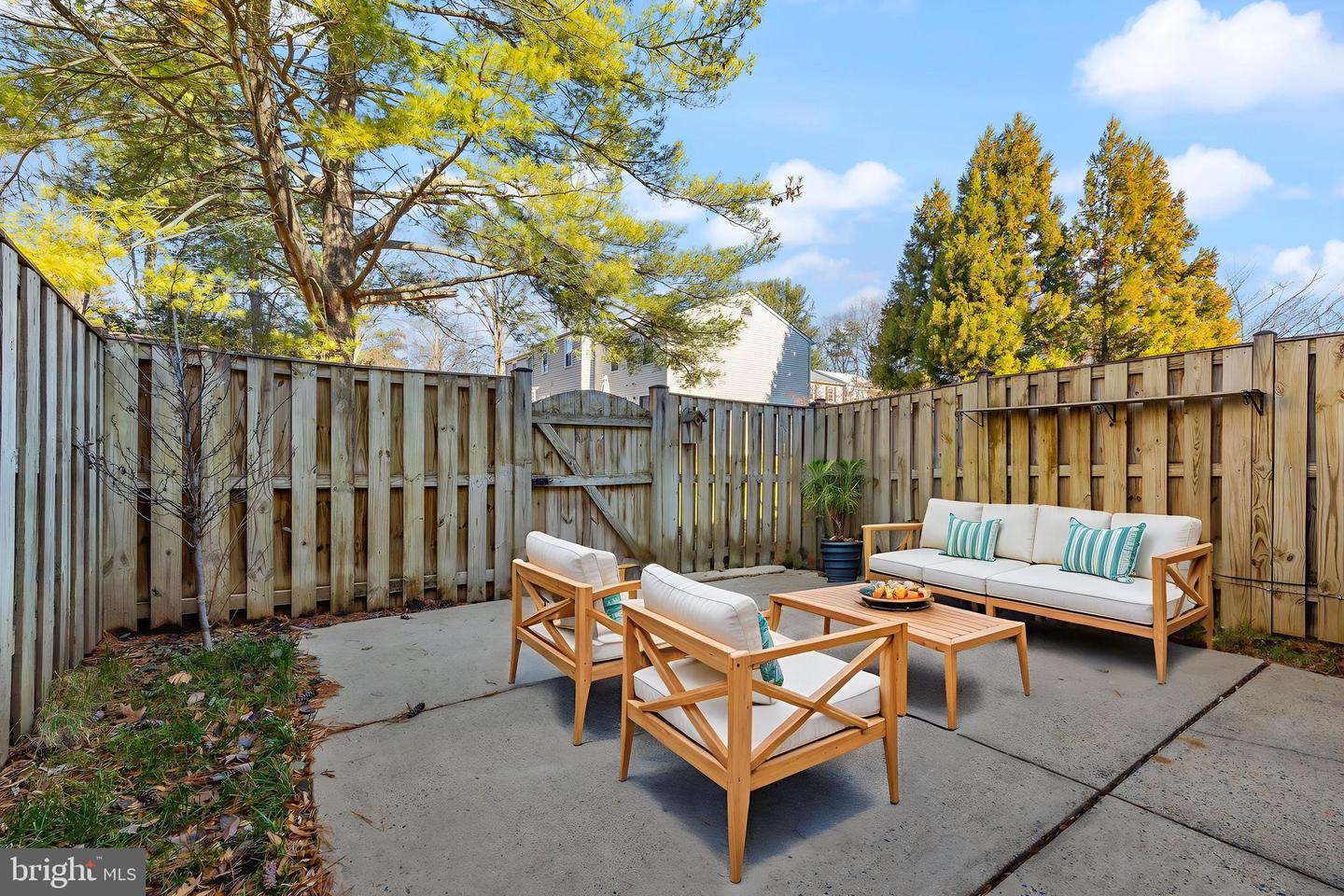 9954 WOOD WREN CT, FAIRFAX, Virginia 22032, 3 Bedrooms Bedrooms, ,2 BathroomsBathrooms,Residential,For sale,9954 WOOD WREN CT,VAFX2276252 MLS # VAFX2276252