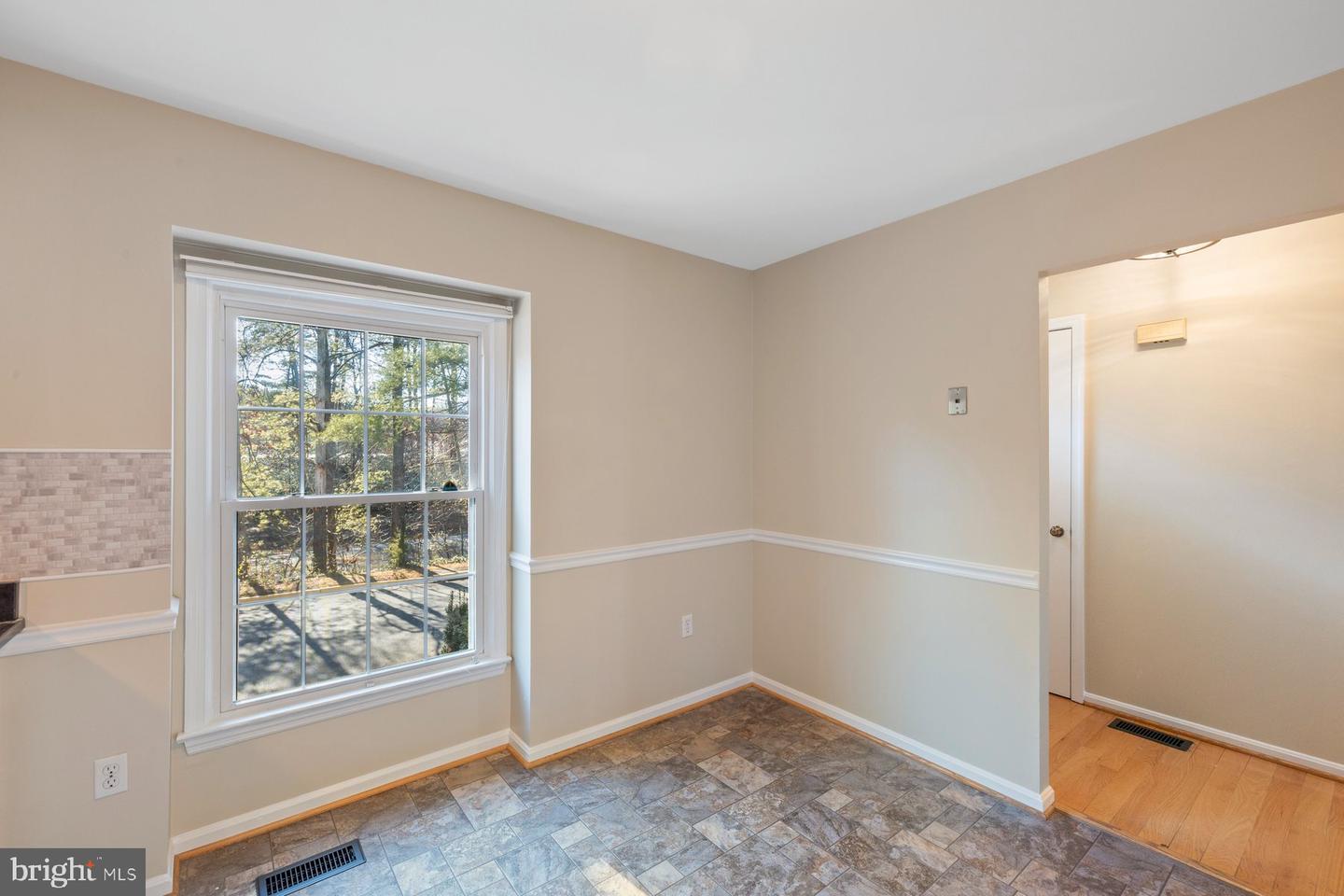 9954 WOOD WREN CT, FAIRFAX, Virginia 22032, 3 Bedrooms Bedrooms, ,2 BathroomsBathrooms,Residential,For sale,9954 WOOD WREN CT,VAFX2276252 MLS # VAFX2276252