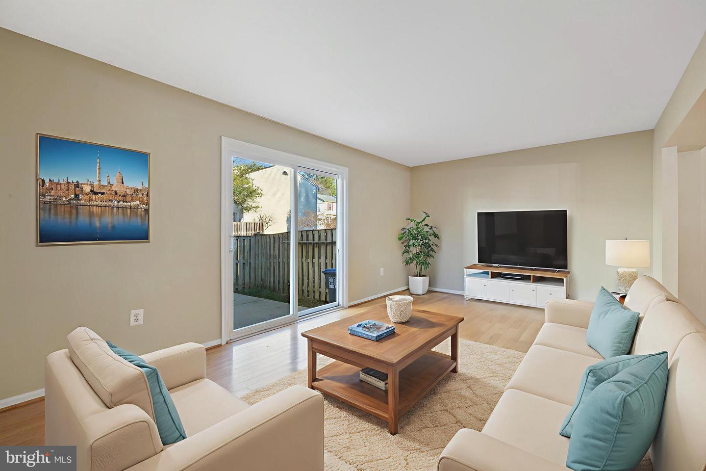 9954 WOOD WREN CT, FAIRFAX, Virginia 22032, 3 Bedrooms Bedrooms, ,2 BathroomsBathrooms,Residential,For sale,9954 WOOD WREN CT,VAFX2276252 MLS # VAFX2276252