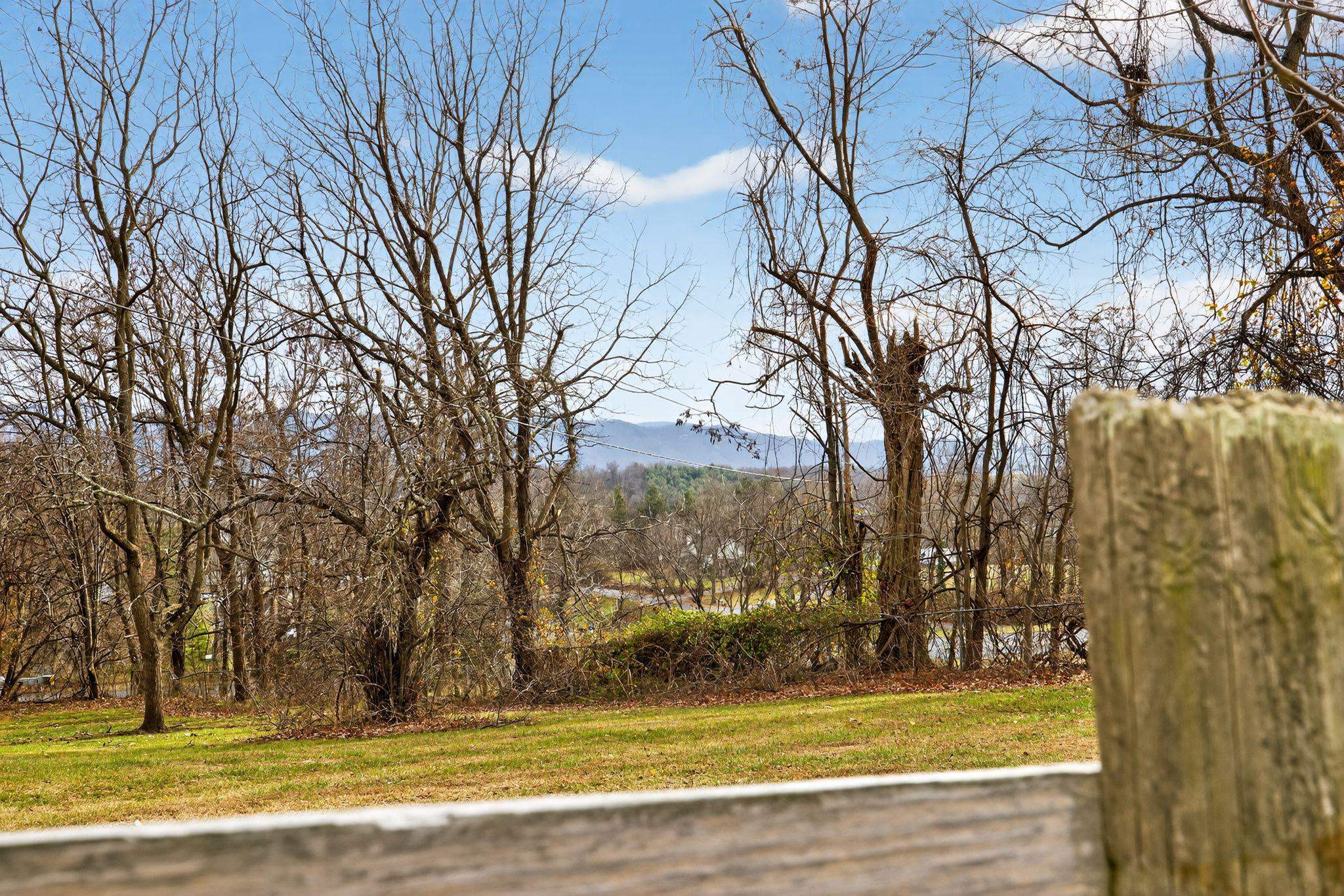 55 EMERSON PL, FAIRFIELD, Virginia 24435, 3 Bedrooms Bedrooms, ,3 BathroomsBathrooms,Residential,55 EMERSON PL,671611 MLS # 671611