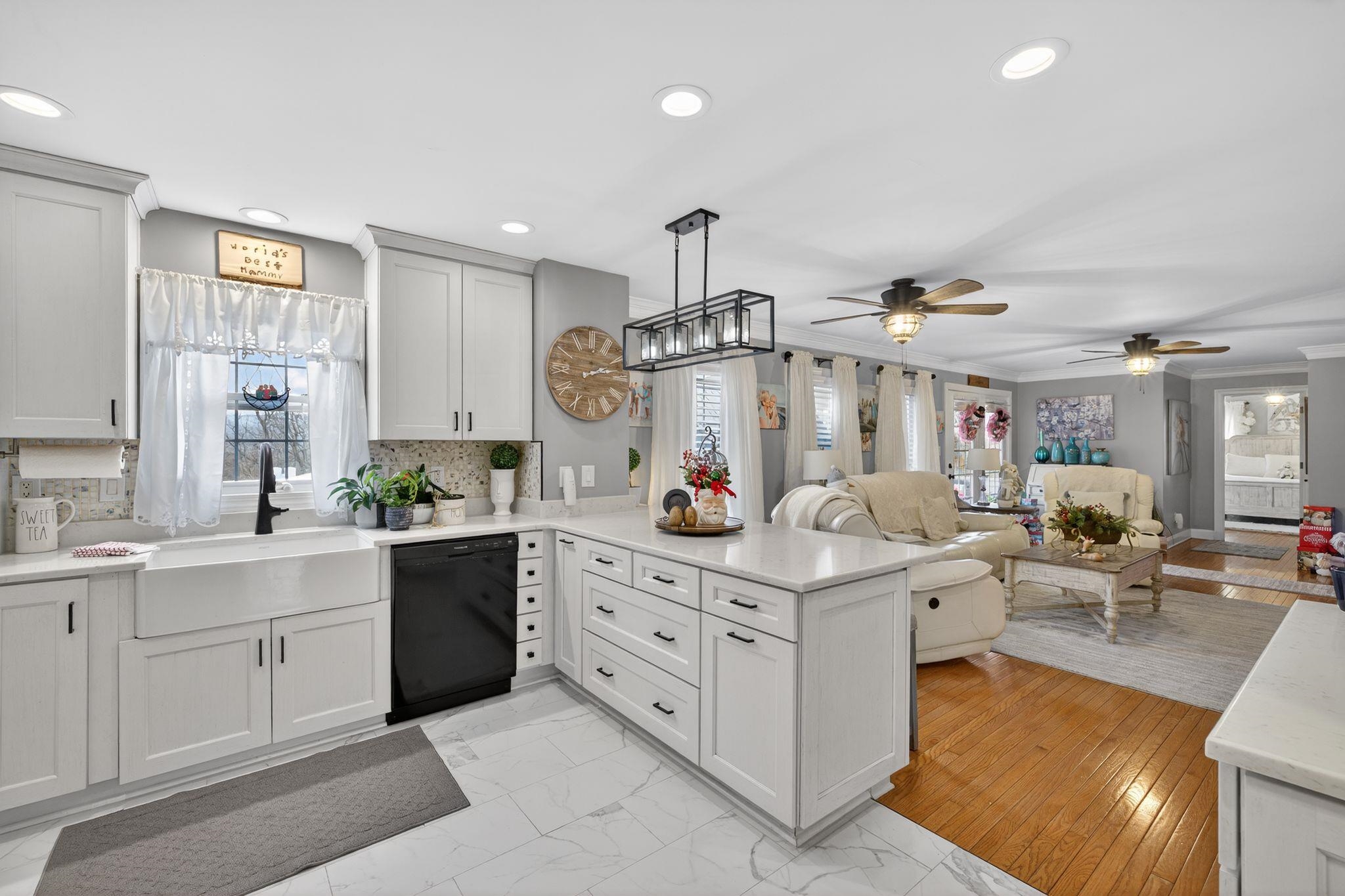 55 EMERSON PL, FAIRFIELD, Virginia 24435, 3 Bedrooms Bedrooms, ,3 BathroomsBathrooms,Residential,55 EMERSON PL,671611 MLS # 671611