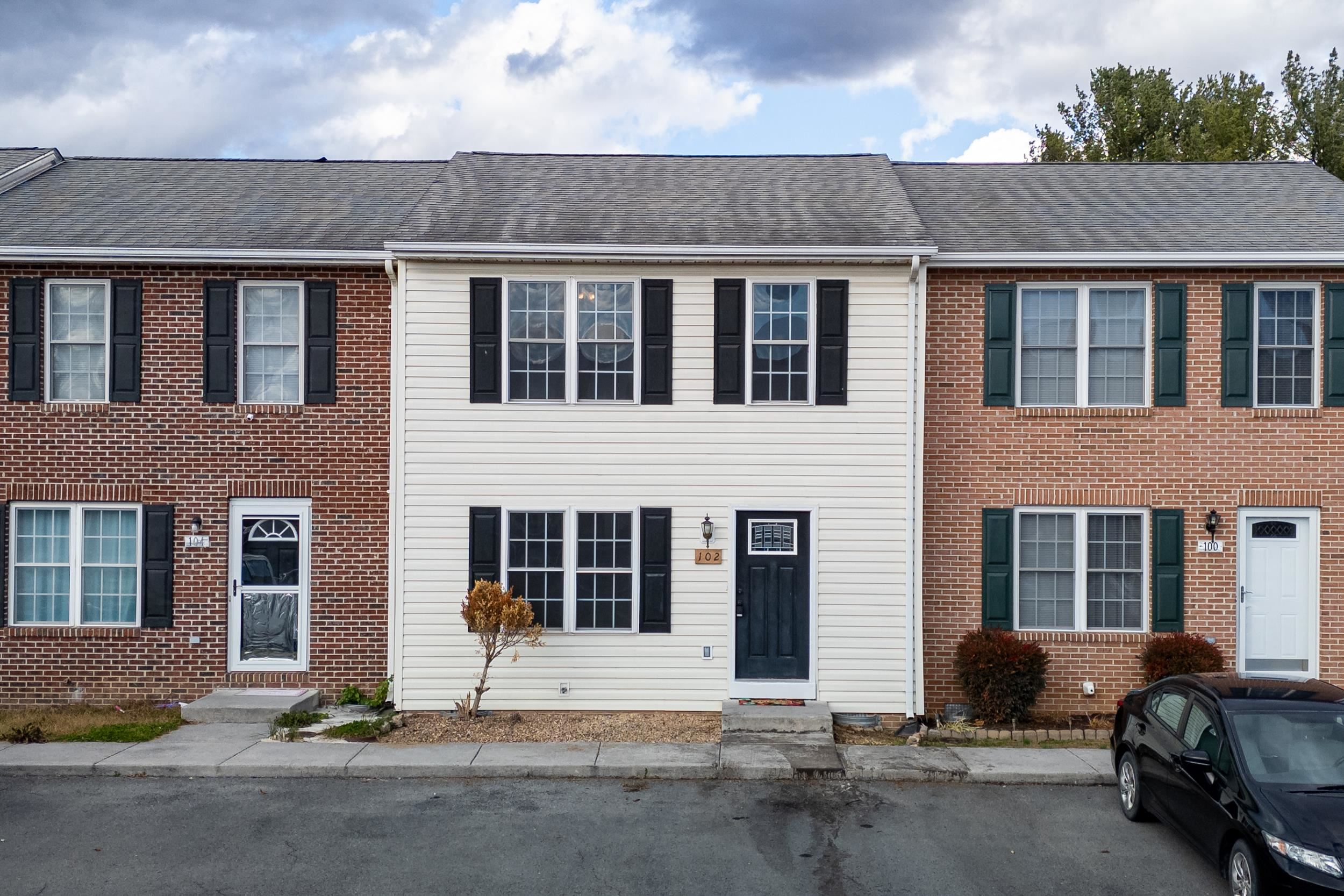 102 KADIES LN, EDINBURG, Virginia 22824, 3 Bedrooms Bedrooms, ,1 BathroomBathrooms,Residential,102 KADIES LN,671612 MLS # 671612 102 KADIES LN, EDINBURG, Virginia 22824, 3 Bedrooms Bedrooms, ,1 BathroomBathrooms,Residential,102 KADIES LN,671612 MLS # 671612