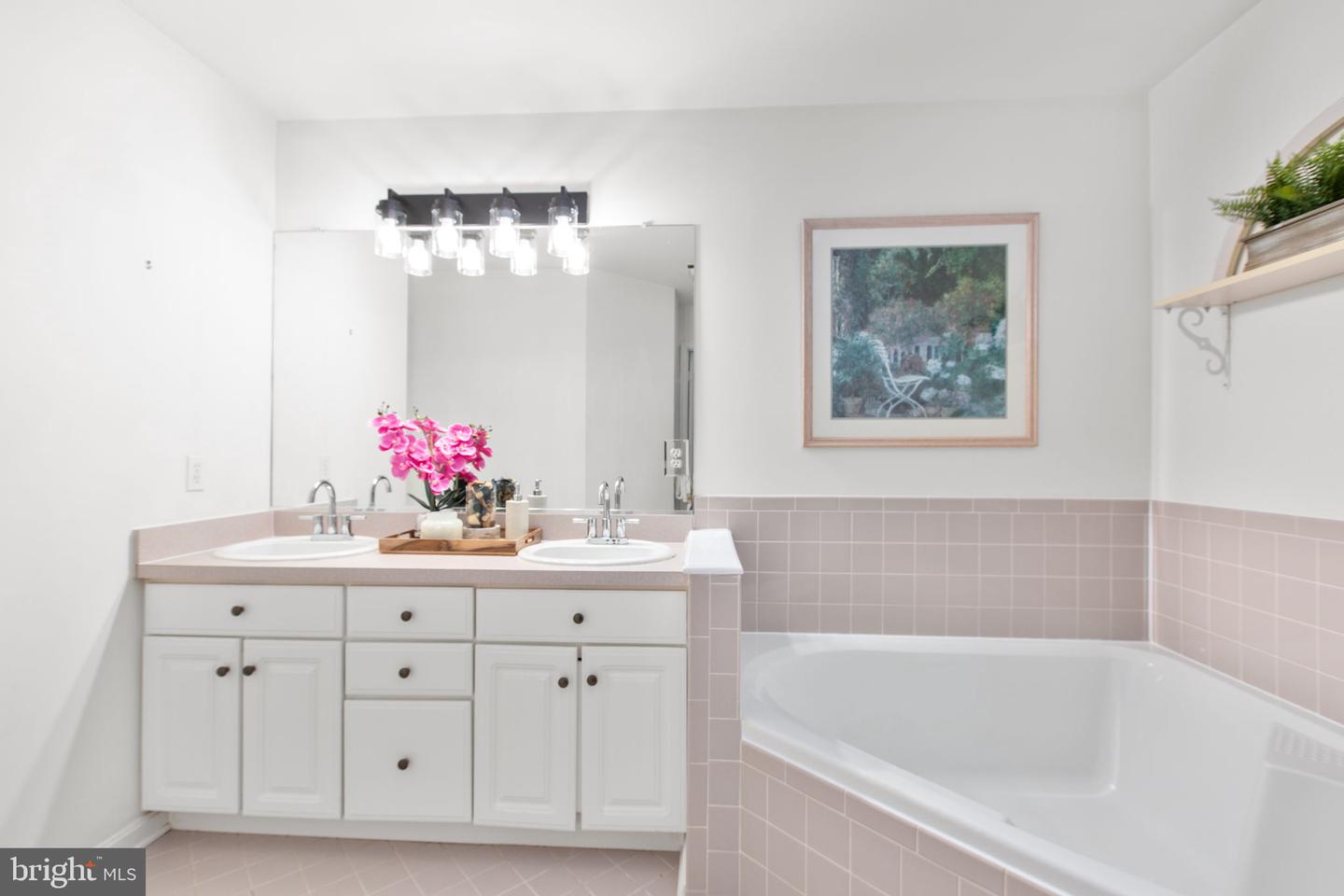 141 GREEN STREET, LOCUST GROVE, Virginia 22508, 3 Bedrooms Bedrooms, ,2 BathroomsBathrooms,Residential,For sale,141 GREEN STREET,VAOR2012706 MLS # VAOR2012706