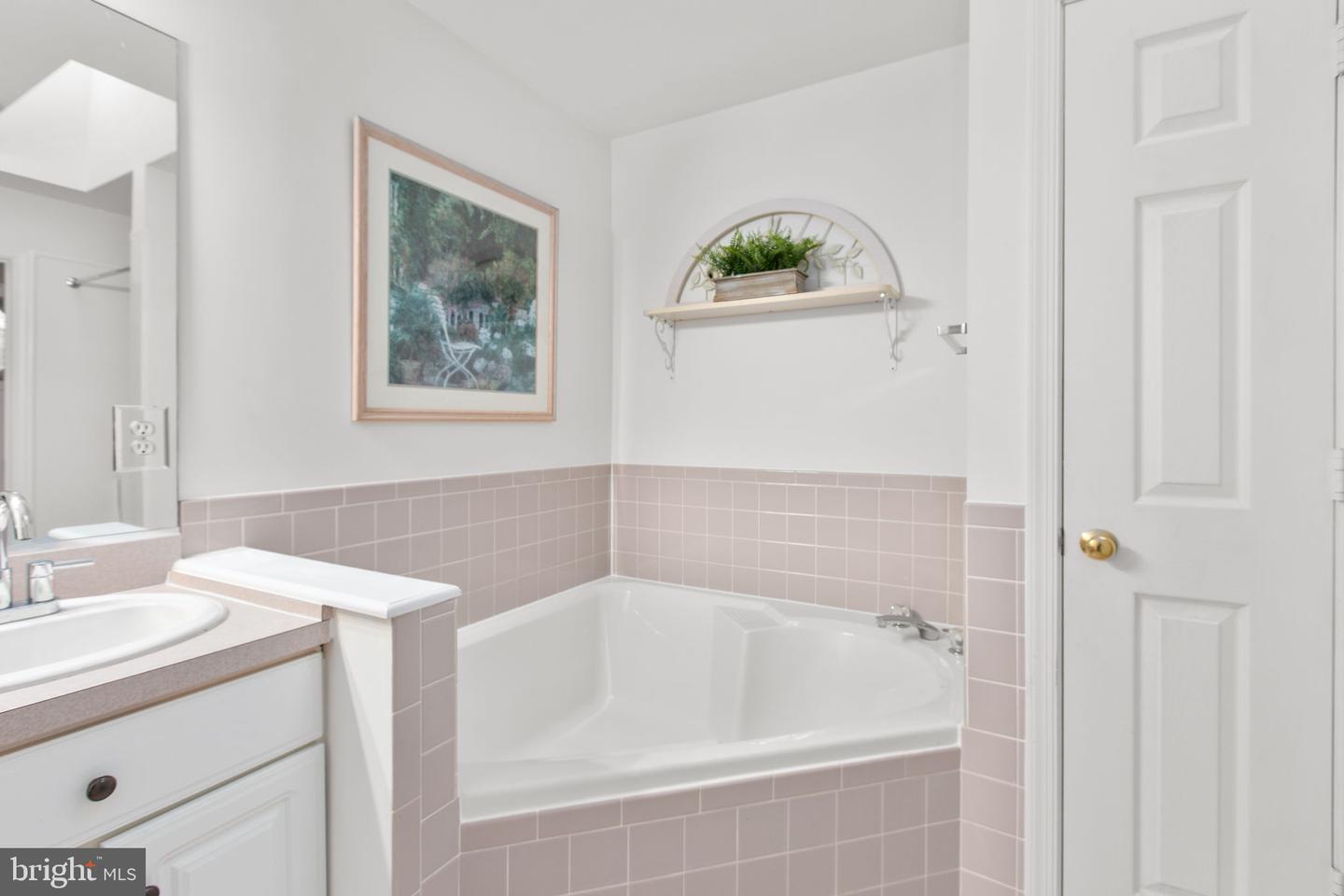 141 GREEN STREET, LOCUST GROVE, Virginia 22508, 3 Bedrooms Bedrooms, ,2 BathroomsBathrooms,Residential,For sale,141 GREEN STREET,VAOR2012706 MLS # VAOR2012706