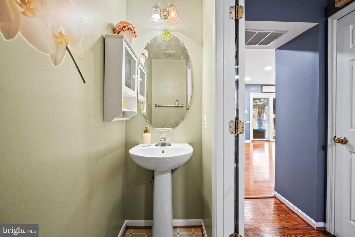 9302 NANCY ST, MANASSAS PARK, Virginia 20111, 5 Bedrooms Bedrooms, ,3 BathroomsBathrooms,Residential,For sale,9302 NANCY ST,VAMP2003430 MLS # VAMP2003430 9302 NANCY ST, MANASSAS PARK, Virginia 20111, 5 Bedrooms Bedrooms, ,3 BathroomsBathrooms,Residential,For sale,9302 NANCY ST,VAMP2003430 MLS # VAMP2003430