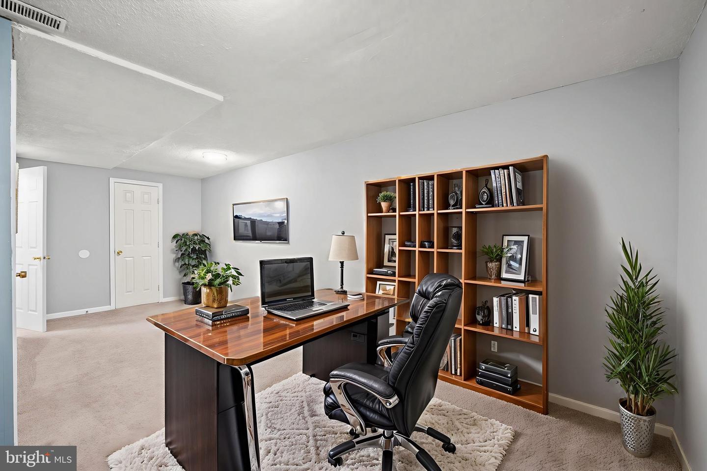 9302 NANCY ST, MANASSAS PARK, Virginia 20111, 5 Bedrooms Bedrooms, ,3 BathroomsBathrooms,Residential,For sale,9302 NANCY ST,VAMP2003430 MLS # VAMP2003430 9302 NANCY ST, MANASSAS PARK, Virginia 20111, 5 Bedrooms Bedrooms, ,3 BathroomsBathrooms,Residential,For sale,9302 NANCY ST,VAMP2003430 MLS # VAMP2003430