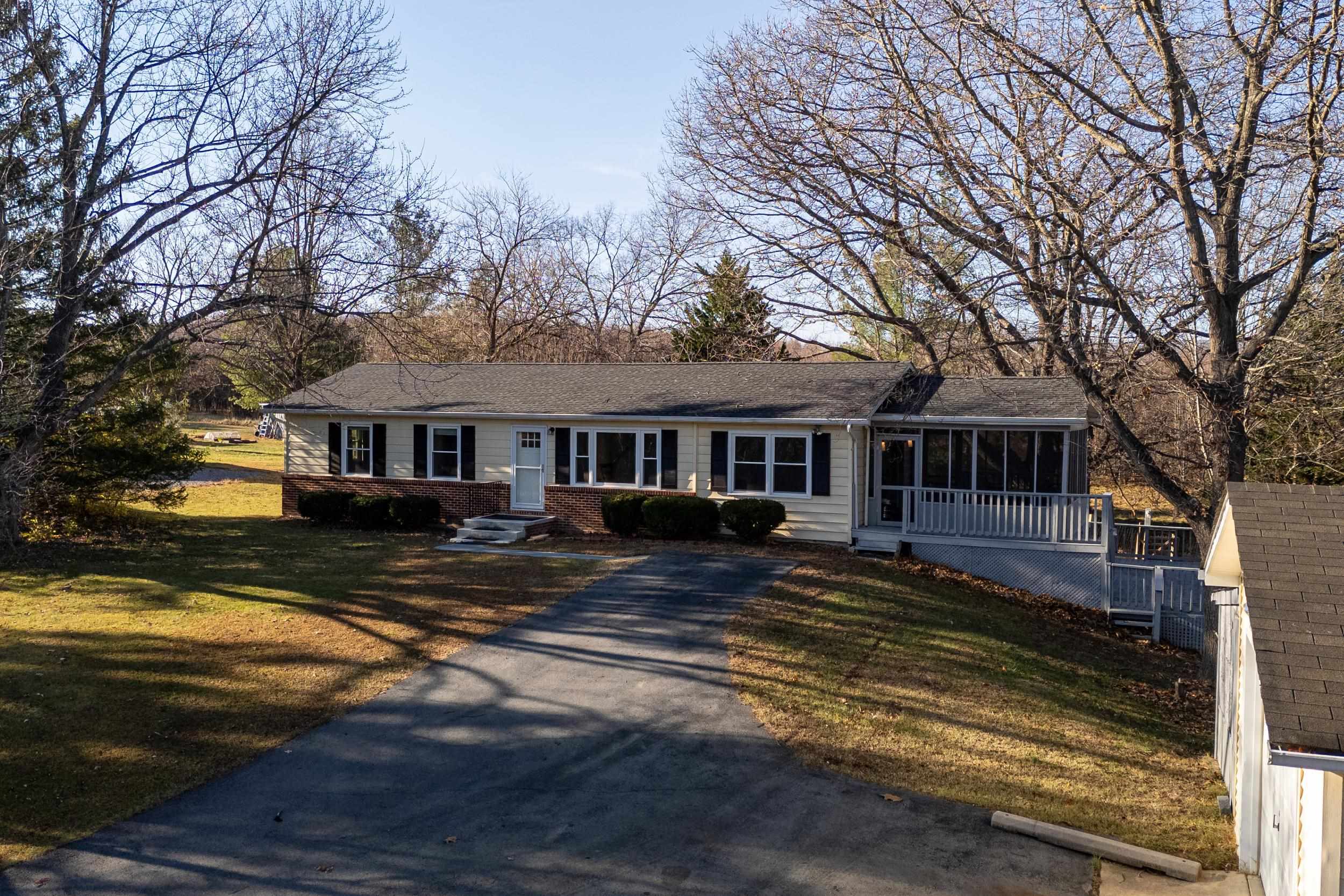 539 LUPTON RD, WOODSTOCK, Virginia 22664, 2 Bedrooms Bedrooms, ,1 BathroomBathrooms,Residential,539 LUPTON RD,671616 MLS # 671616 539 LUPTON RD, WOODSTOCK, Virginia 22664, 2 Bedrooms Bedrooms, ,1 BathroomBathrooms,Residential,539 LUPTON RD,671616 MLS # 671616