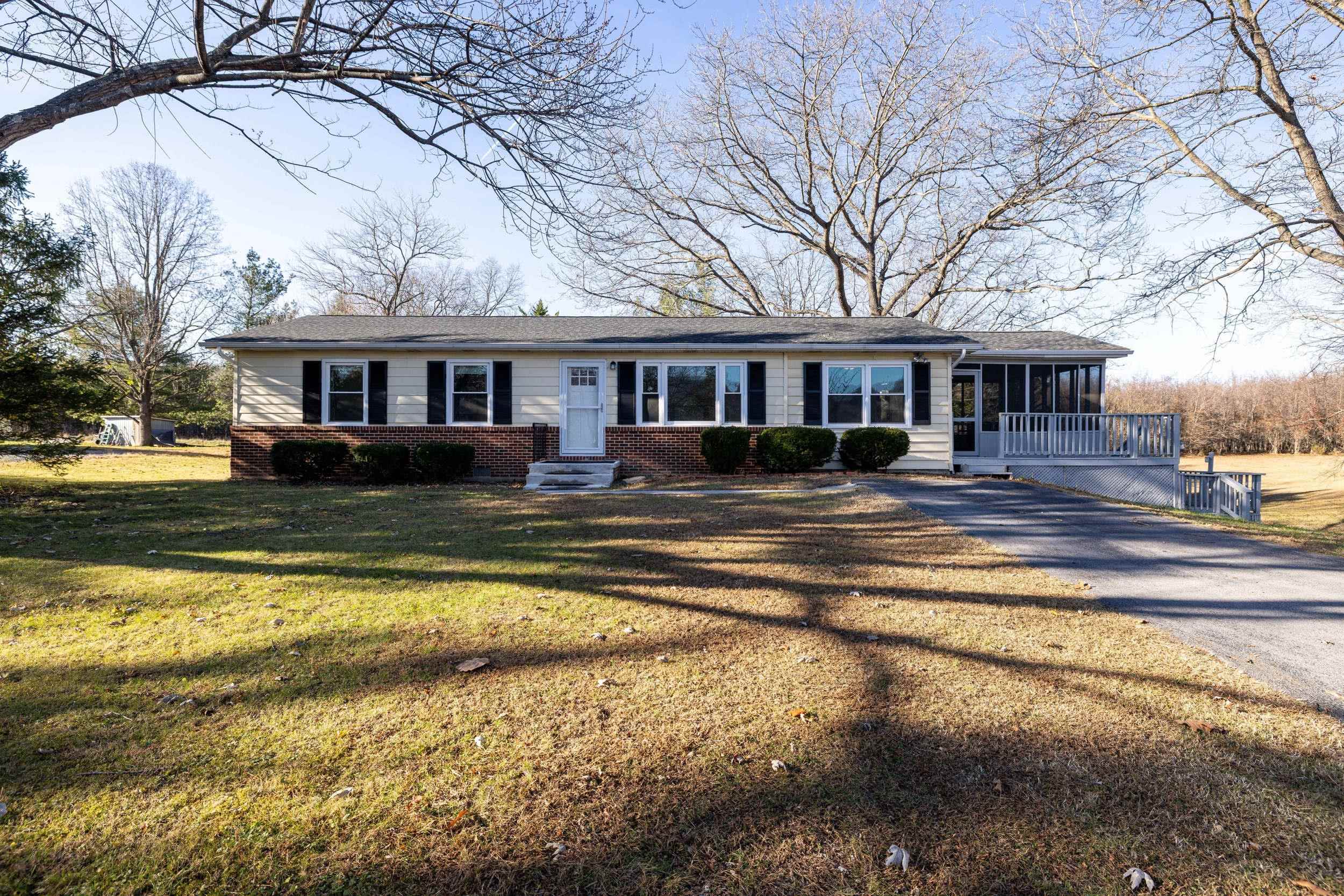 539 LUPTON RD, WOODSTOCK, Virginia 22664, 2 Bedrooms Bedrooms, ,1 BathroomBathrooms,Residential,539 LUPTON RD,671616 MLS # 671616 539 LUPTON RD, WOODSTOCK, Virginia 22664, 2 Bedrooms Bedrooms, ,1 BathroomBathrooms,Residential,539 LUPTON RD,671616 MLS # 671616