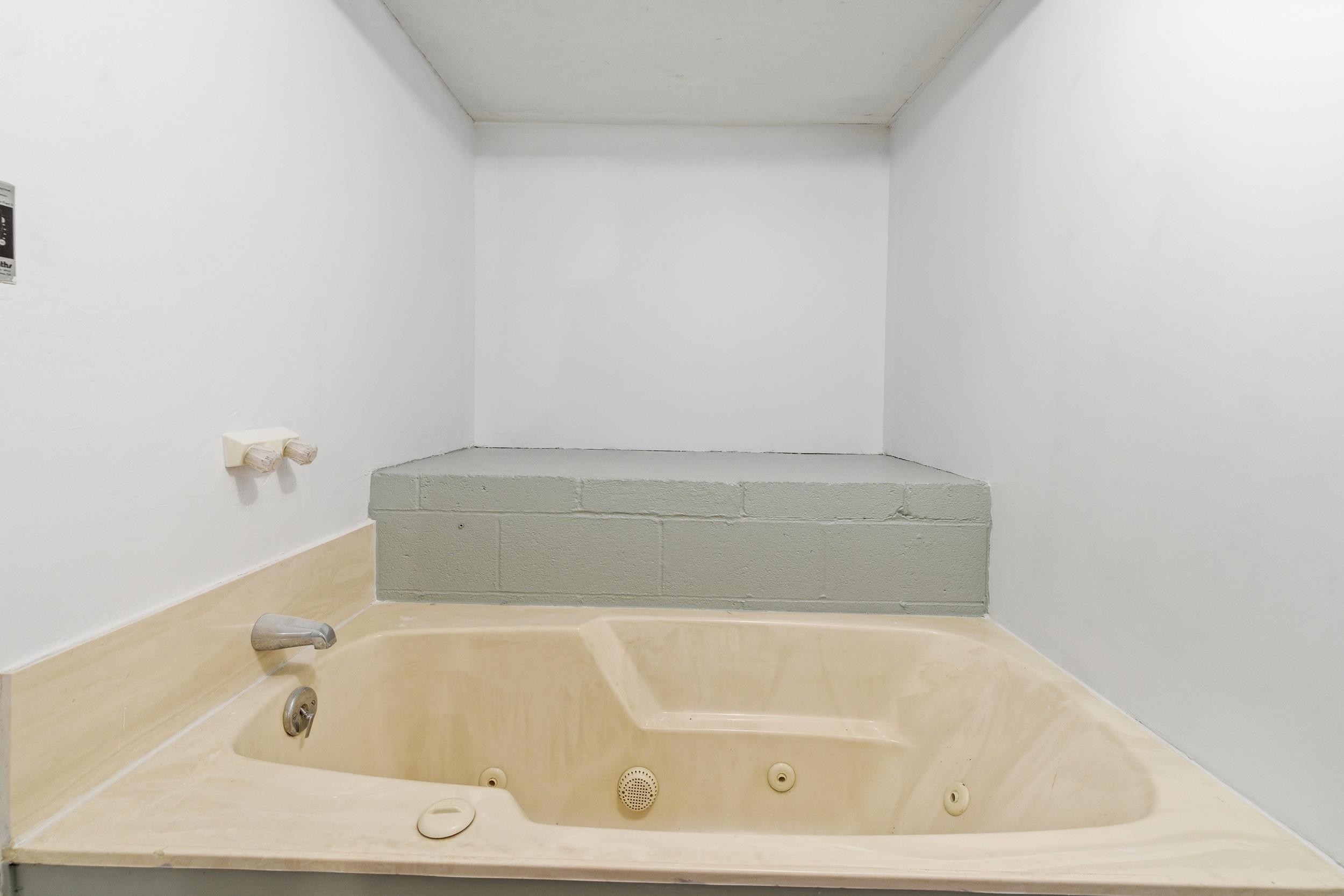 539 LUPTON RD, WOODSTOCK, Virginia 22664, 2 Bedrooms Bedrooms, ,1 BathroomBathrooms,Residential,539 LUPTON RD,671616 MLS # 671616 539 LUPTON RD, WOODSTOCK, Virginia 22664, 2 Bedrooms Bedrooms, ,1 BathroomBathrooms,Residential,539 LUPTON RD,671616 MLS # 671616