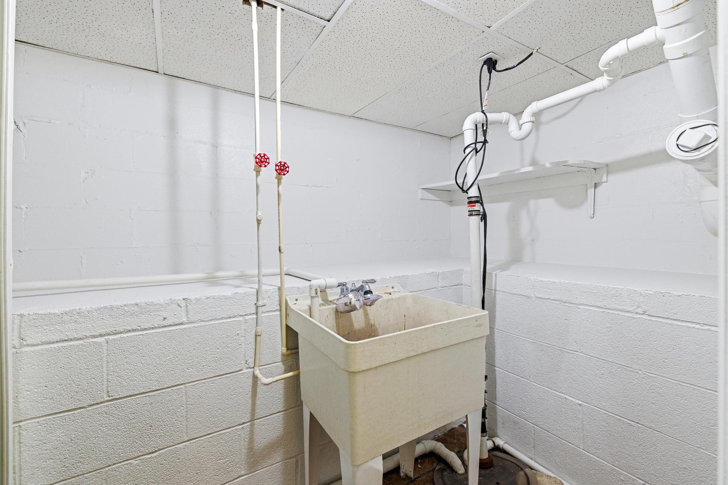 539 LUPTON RD, WOODSTOCK, Virginia 22664, 2 Bedrooms Bedrooms, ,1 BathroomBathrooms,Residential,539 LUPTON RD,671616 MLS # 671616 539 LUPTON RD, WOODSTOCK, Virginia 22664, 2 Bedrooms Bedrooms, ,1 BathroomBathrooms,Residential,539 LUPTON RD,671616 MLS # 671616