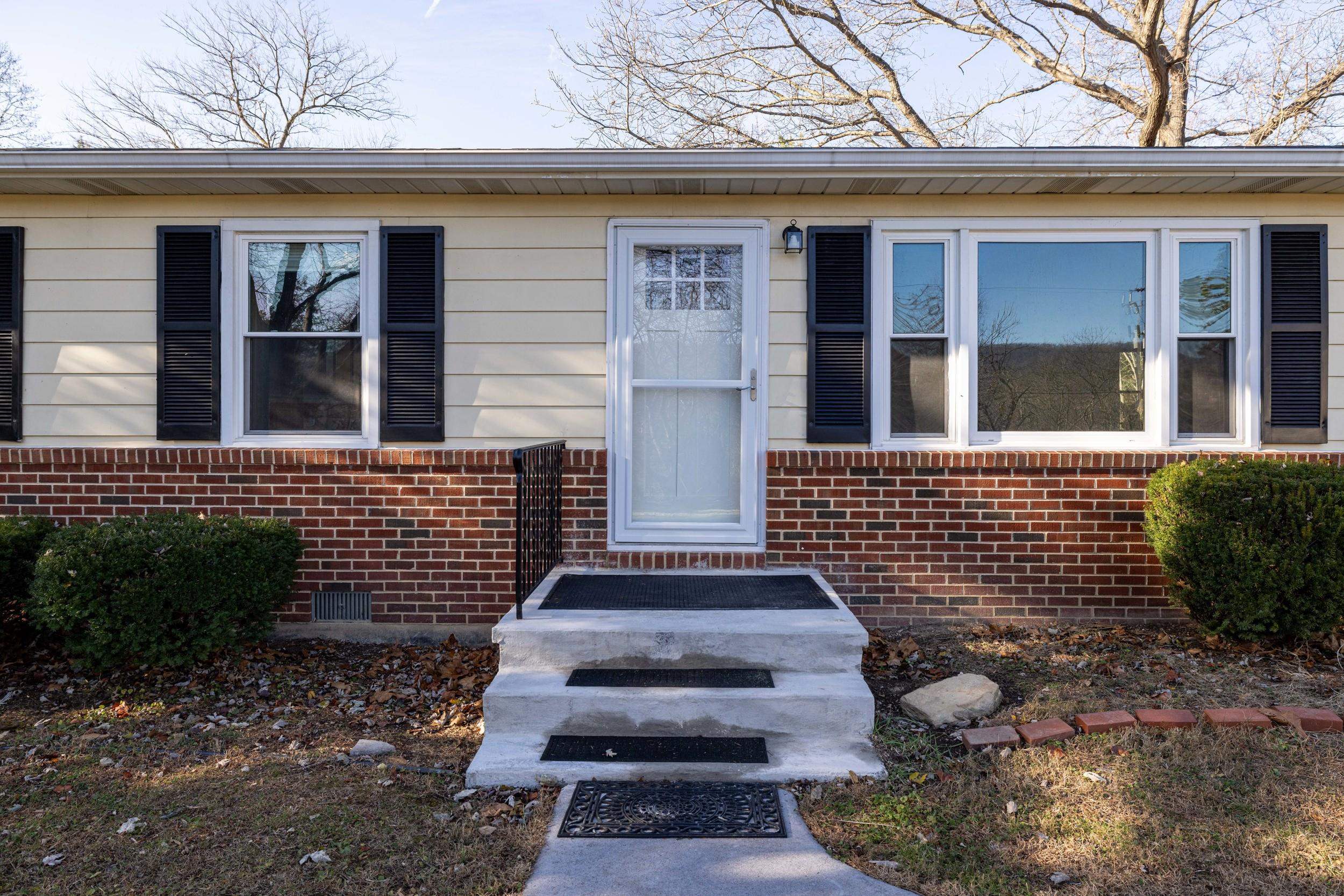 539 LUPTON RD, WOODSTOCK, Virginia 22664, 2 Bedrooms Bedrooms, ,1 BathroomBathrooms,Residential,539 LUPTON RD,671616 MLS # 671616 539 LUPTON RD, WOODSTOCK, Virginia 22664, 2 Bedrooms Bedrooms, ,1 BathroomBathrooms,Residential,539 LUPTON RD,671616 MLS # 671616