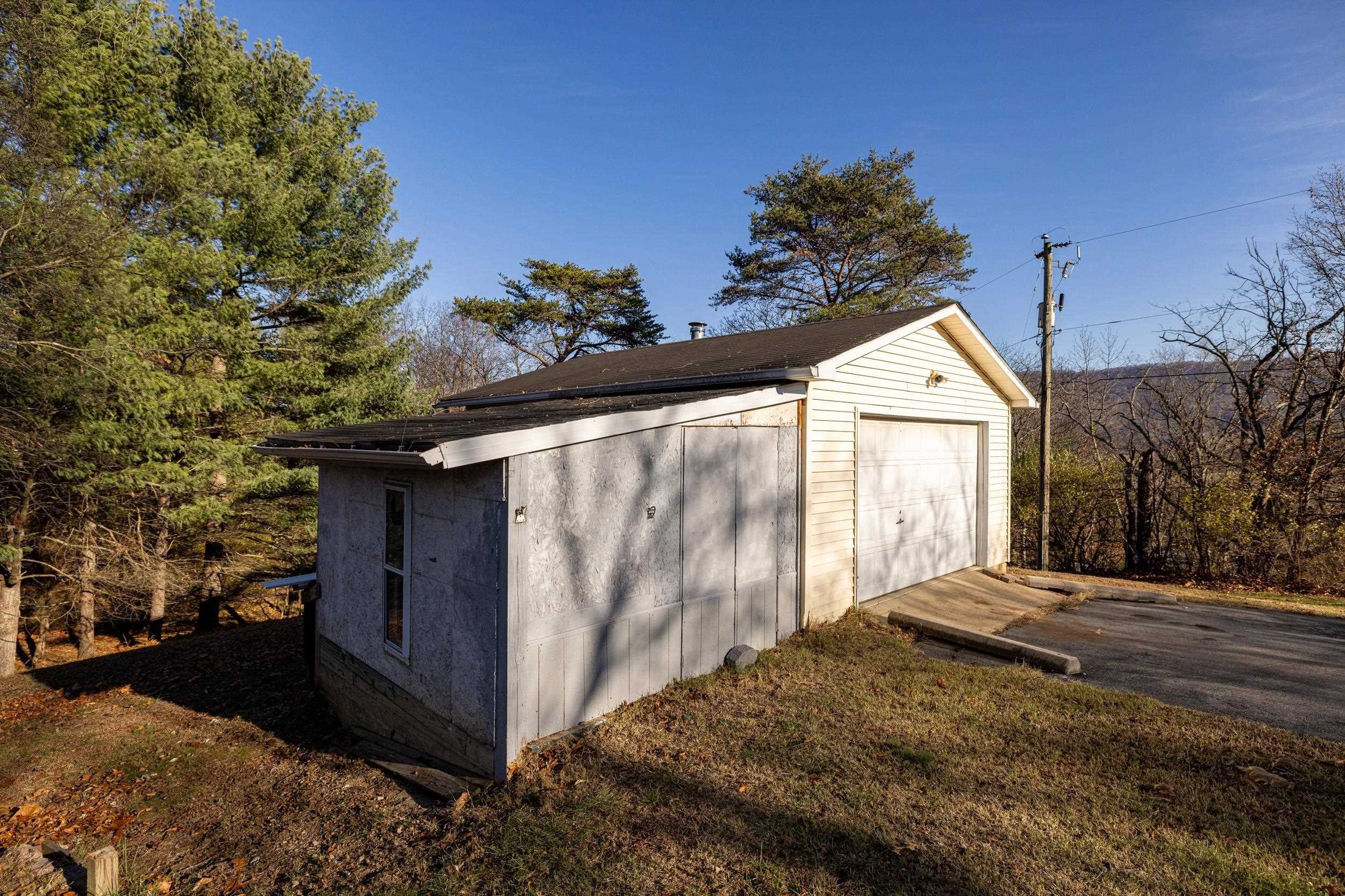 539 LUPTON RD, WOODSTOCK, Virginia 22664, 2 Bedrooms Bedrooms, ,1 BathroomBathrooms,Residential,539 LUPTON RD,671616 MLS # 671616 539 LUPTON RD, WOODSTOCK, Virginia 22664, 2 Bedrooms Bedrooms, ,1 BathroomBathrooms,Residential,539 LUPTON RD,671616 MLS # 671616