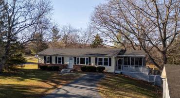 539 LUPTON RD, WOODSTOCK, Virginia 22664, 2 Bedrooms Bedrooms, ,1 BathroomBathrooms,Residential,539 LUPTON RD,671616 MLS # 671616