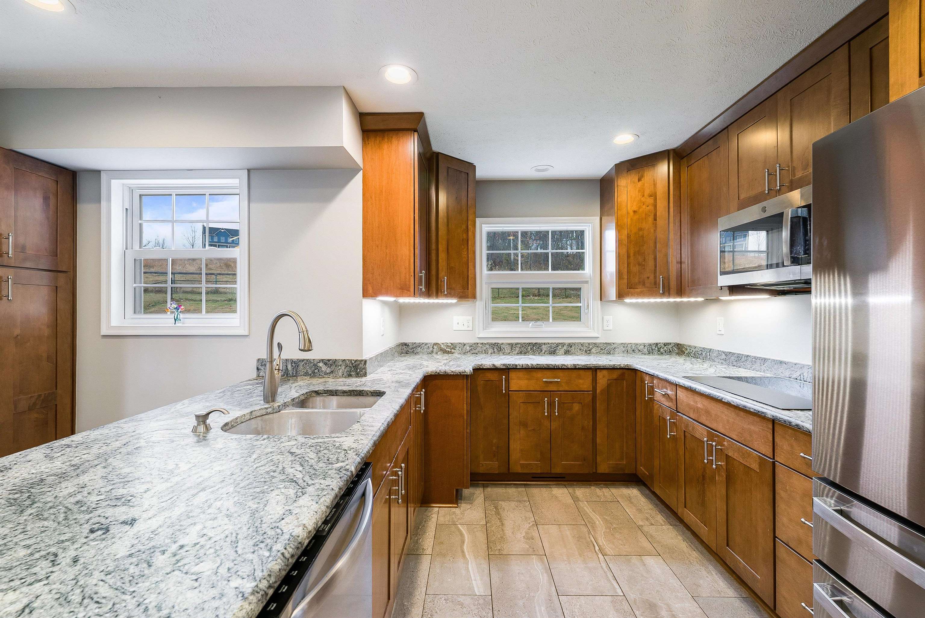 6527 STABLE VIEW LN, TIMBERVILLE, Virginia 22853, 3 Bedrooms Bedrooms, ,3 BathroomsBathrooms,Residential,6527 STABLE VIEW LN,671621 MLS # 671621