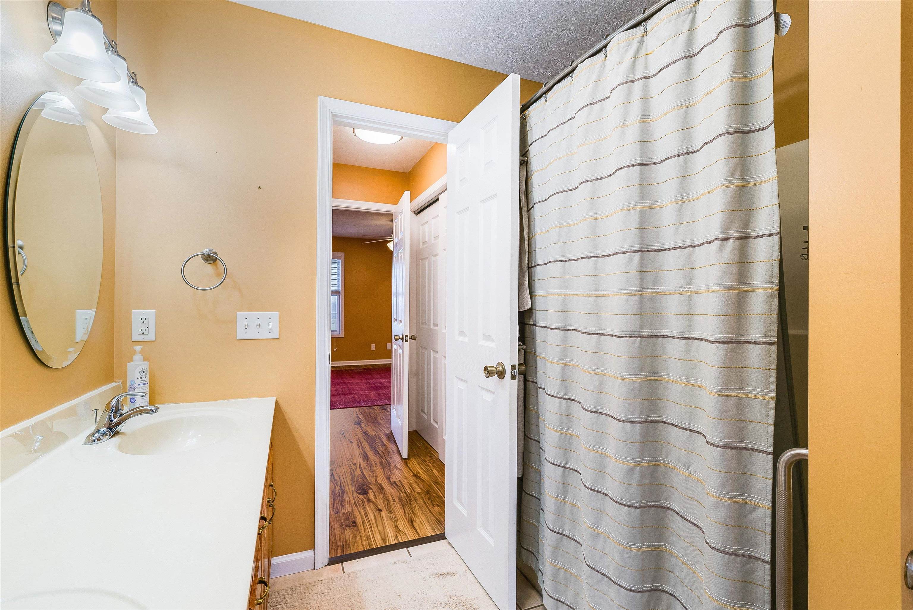 6527 STABLE VIEW LN, TIMBERVILLE, Virginia 22853, 3 Bedrooms Bedrooms, ,3 BathroomsBathrooms,Residential,6527 STABLE VIEW LN,671621 MLS # 671621