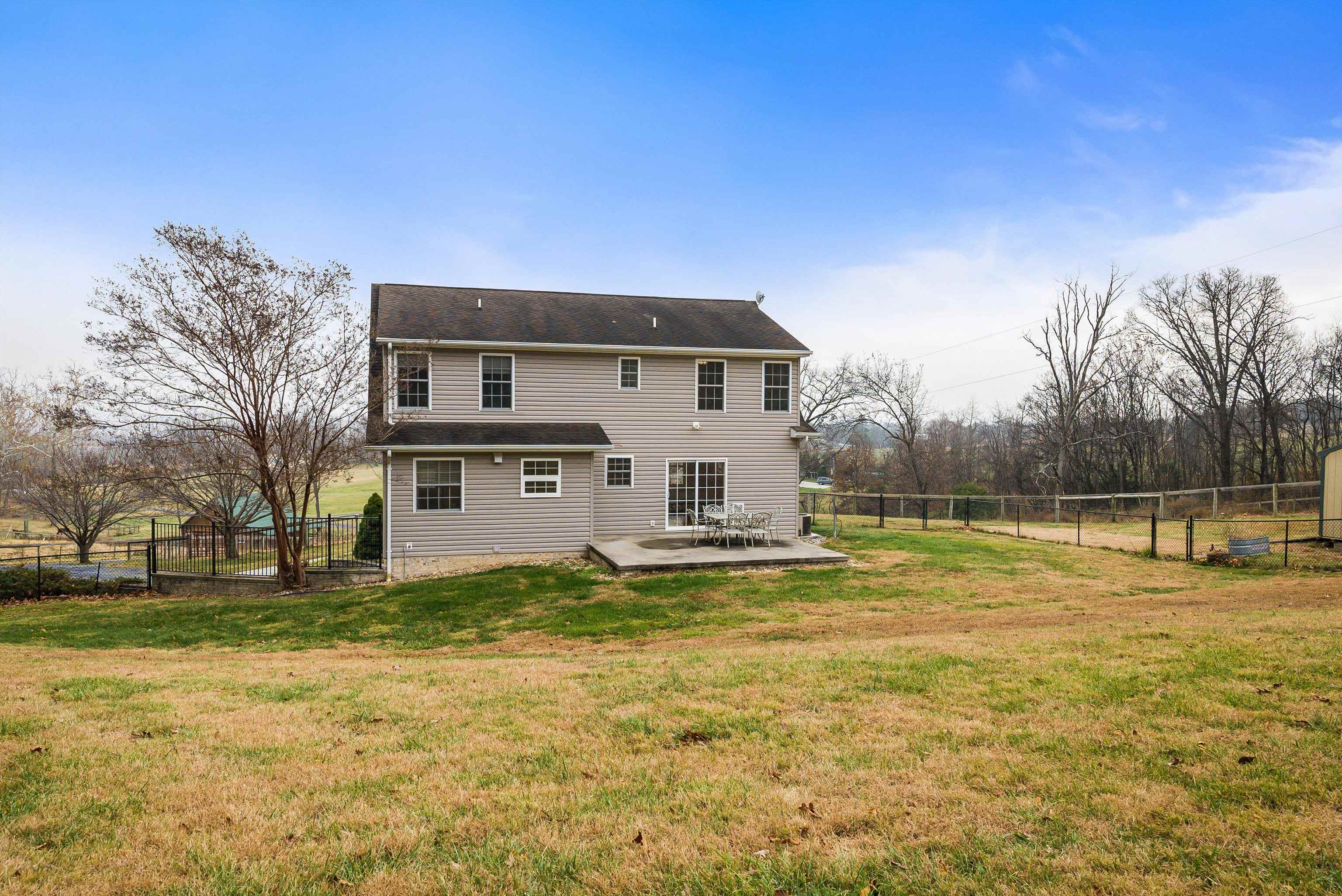 6527 STABLE VIEW LN, TIMBERVILLE, Virginia 22853, 3 Bedrooms Bedrooms, ,3 BathroomsBathrooms,Residential,6527 STABLE VIEW LN,671621 MLS # 671621