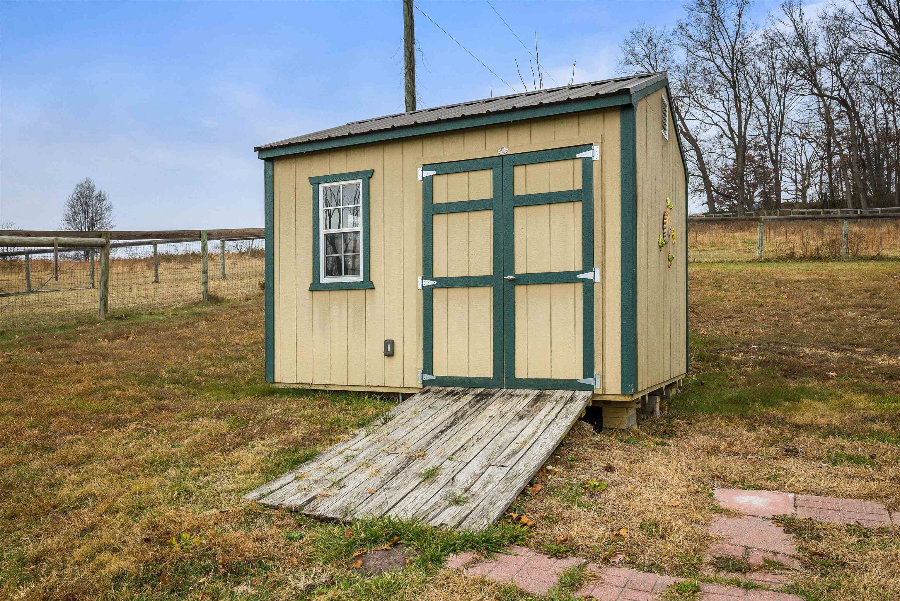 6527 STABLE VIEW LN, TIMBERVILLE, Virginia 22853, 3 Bedrooms Bedrooms, ,3 BathroomsBathrooms,Residential,6527 STABLE VIEW LN,671621 MLS # 671621